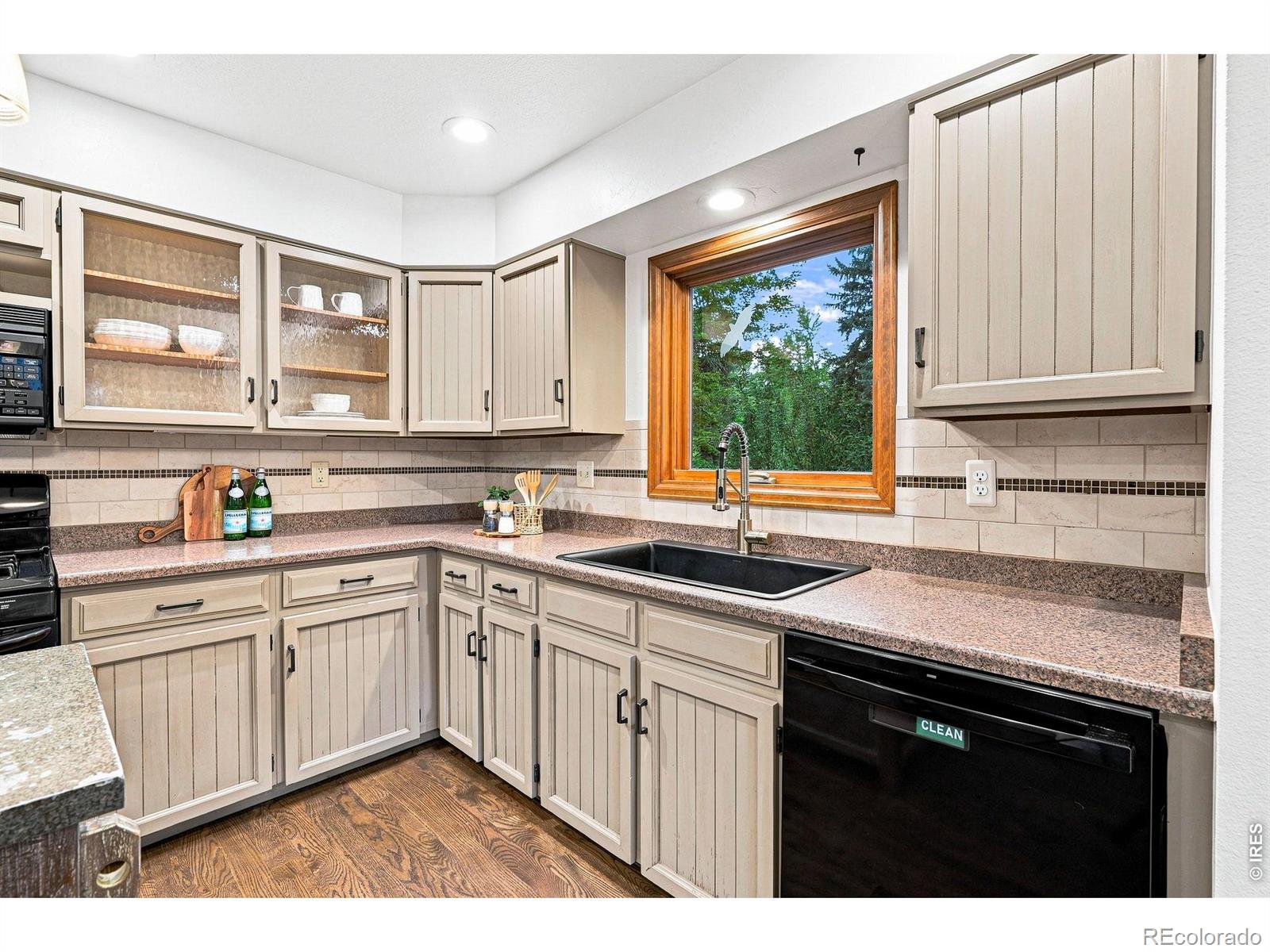 MLS Image #12 for 7356  dry creek road,niwot, Colorado