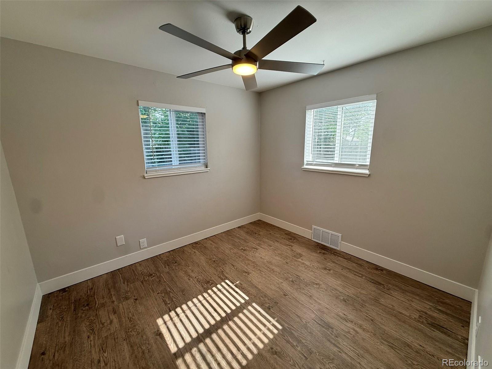 MLS Image #15 for 940  moline street,aurora, Colorado