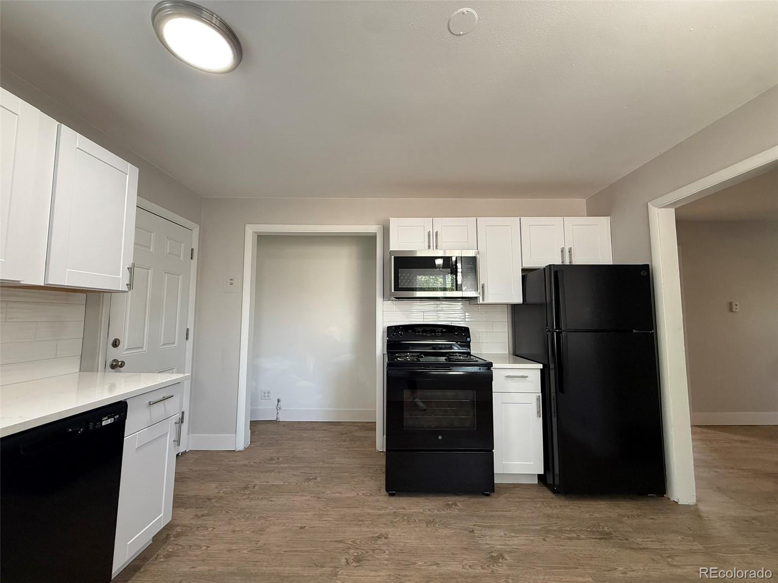 MLS Image #8 for 940  moline street,aurora, Colorado
