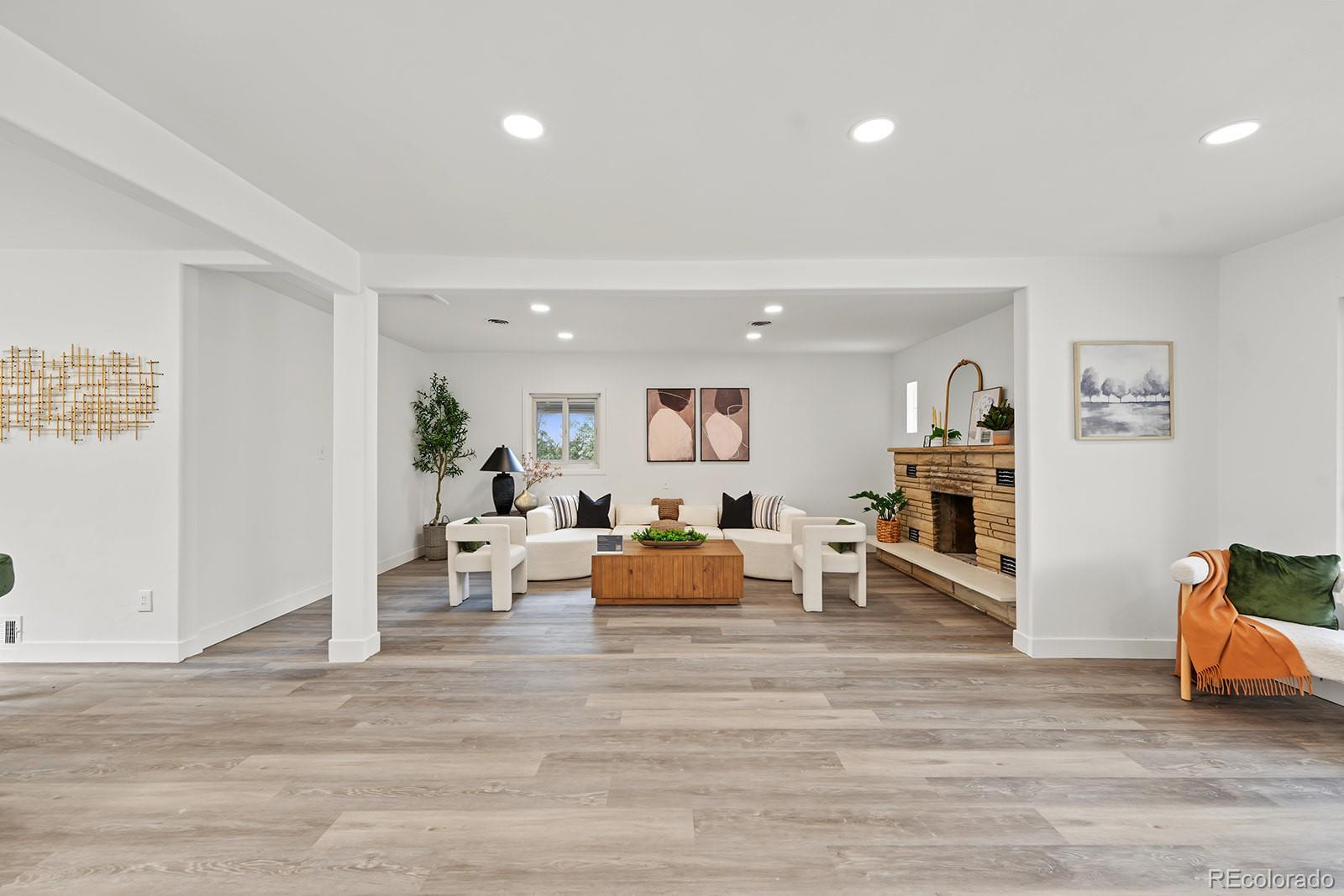 MLS Image #6 for 919  troy street,aurora, Colorado