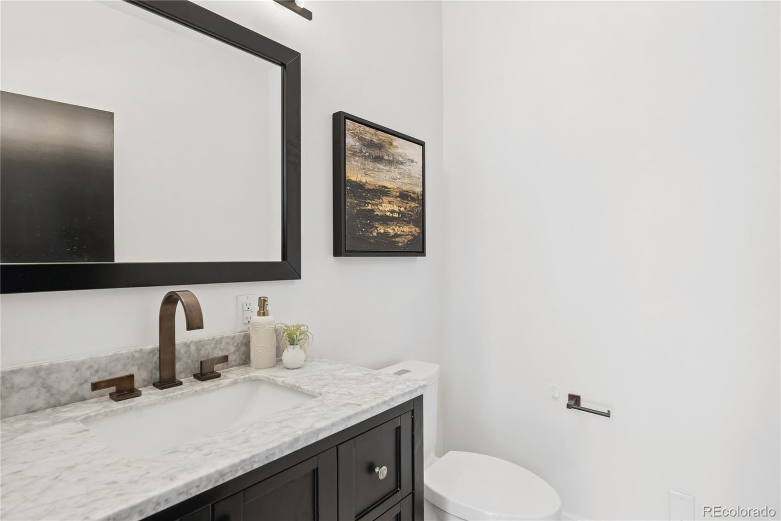 MLS Image #26 for 360  adams street,denver, Colorado