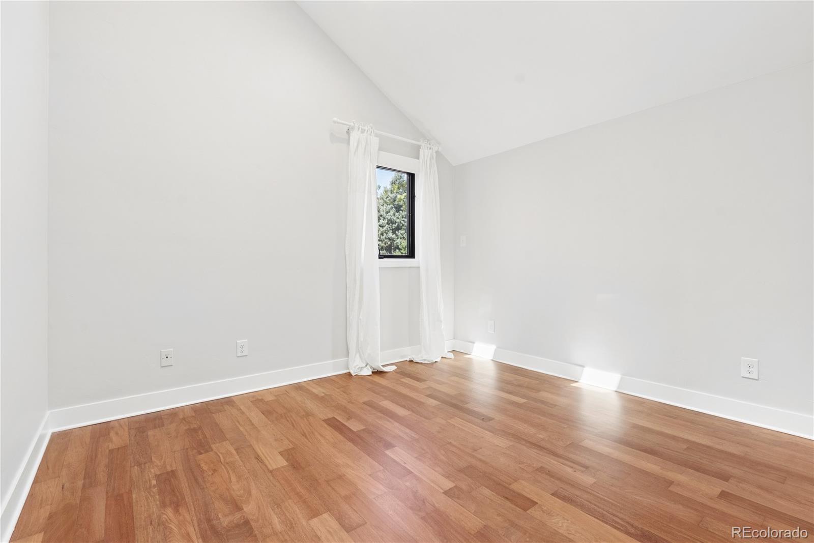 MLS Image #34 for 360  adams street,denver, Colorado