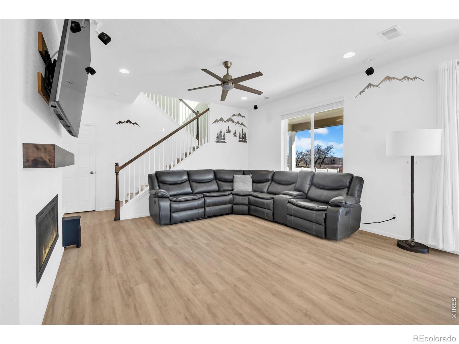 MLS Image #10 for 3755  candlewood drive,johnstown, Colorado