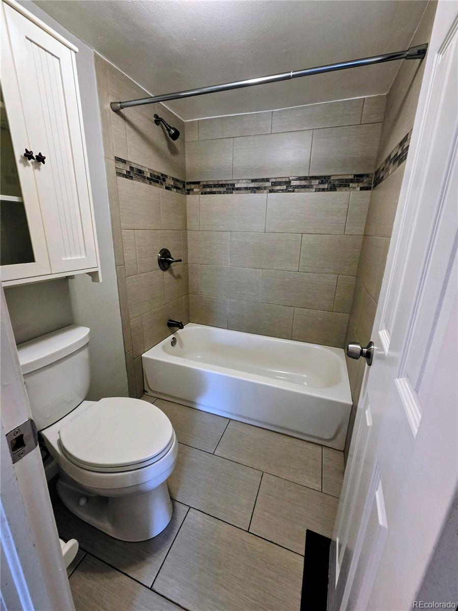 MLS Image #10 for 1772 s trenton street,denver, Colorado