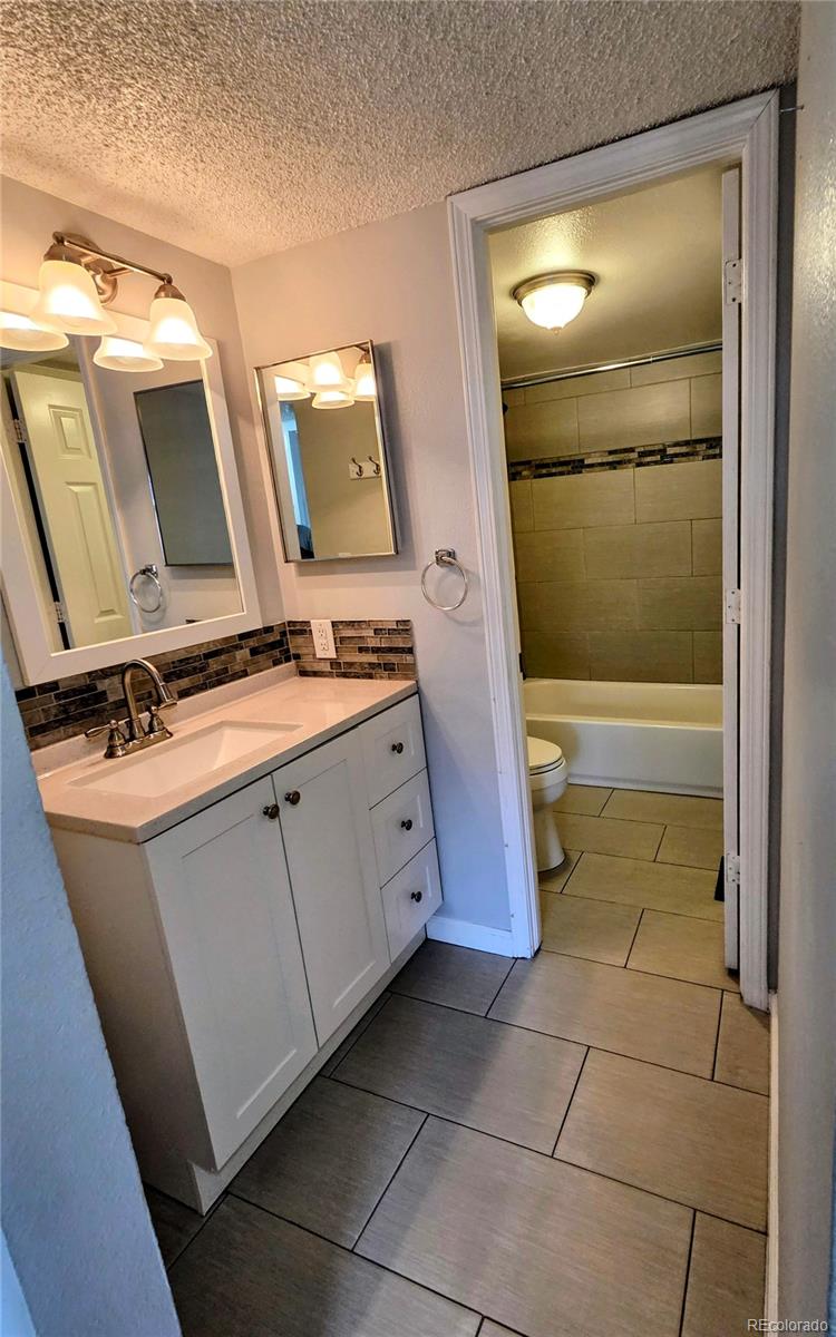 MLS Image #9 for 1772 s trenton street,denver, Colorado