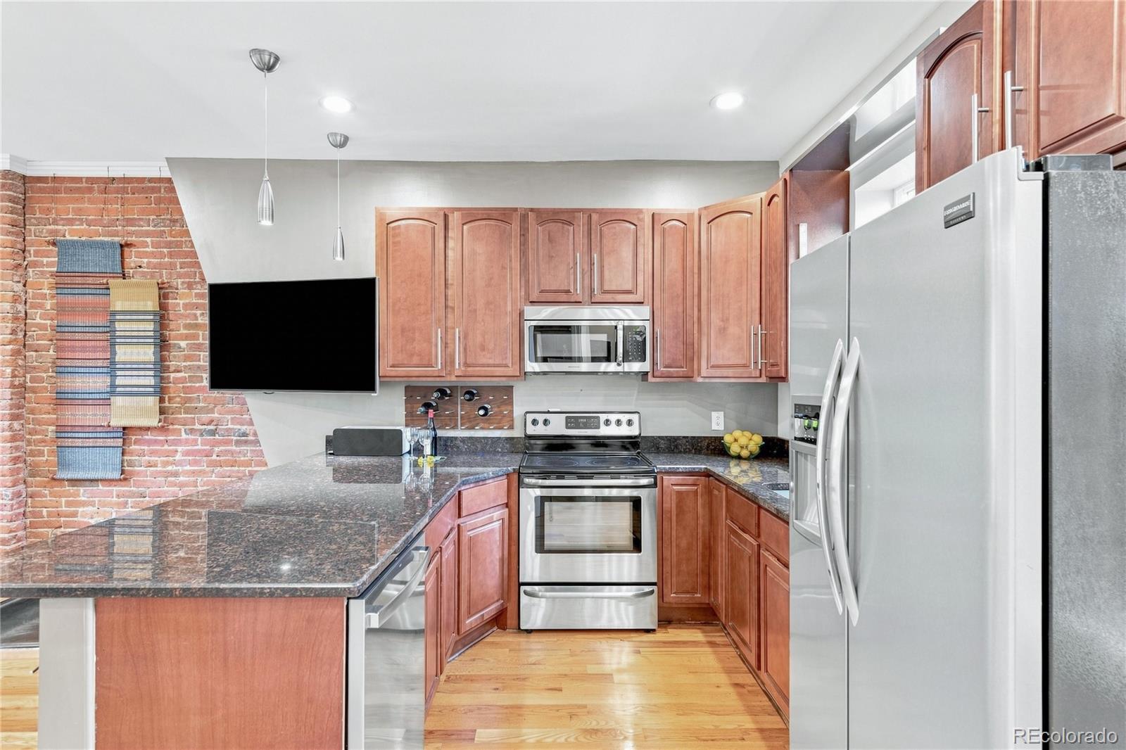 MLS Image #10 for 1227  31st street,denver, Colorado