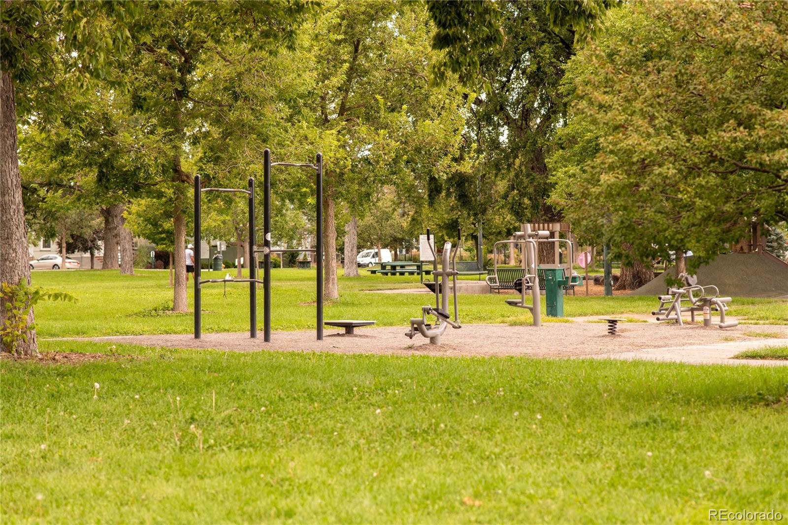 MLS Image #37 for 1227  31st street,denver, Colorado
