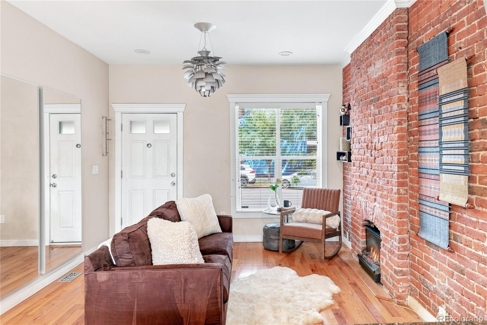 MLS Image #5 for 1227  31st street,denver, Colorado