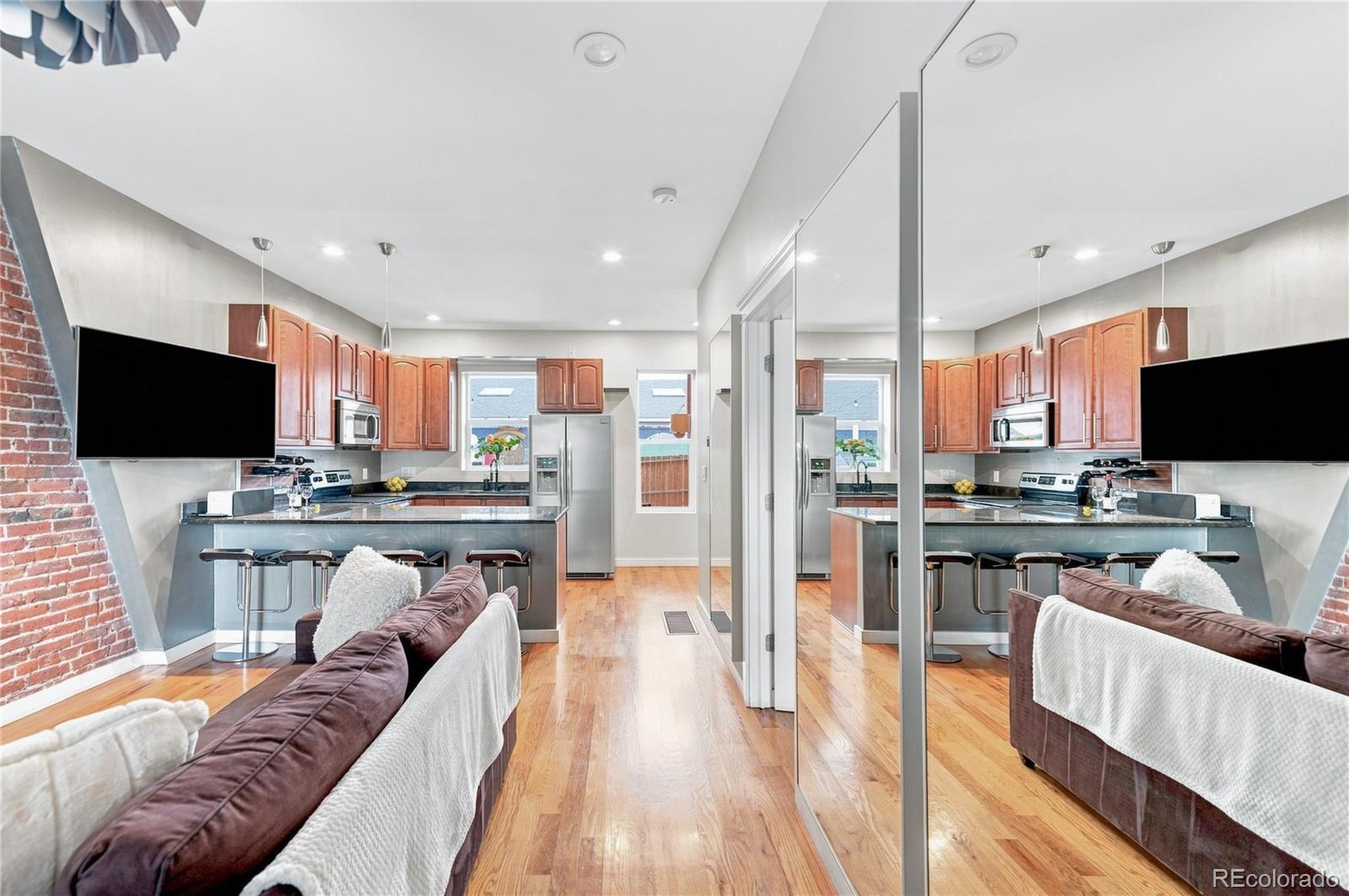 MLS Image #8 for 1227  31st street,denver, Colorado