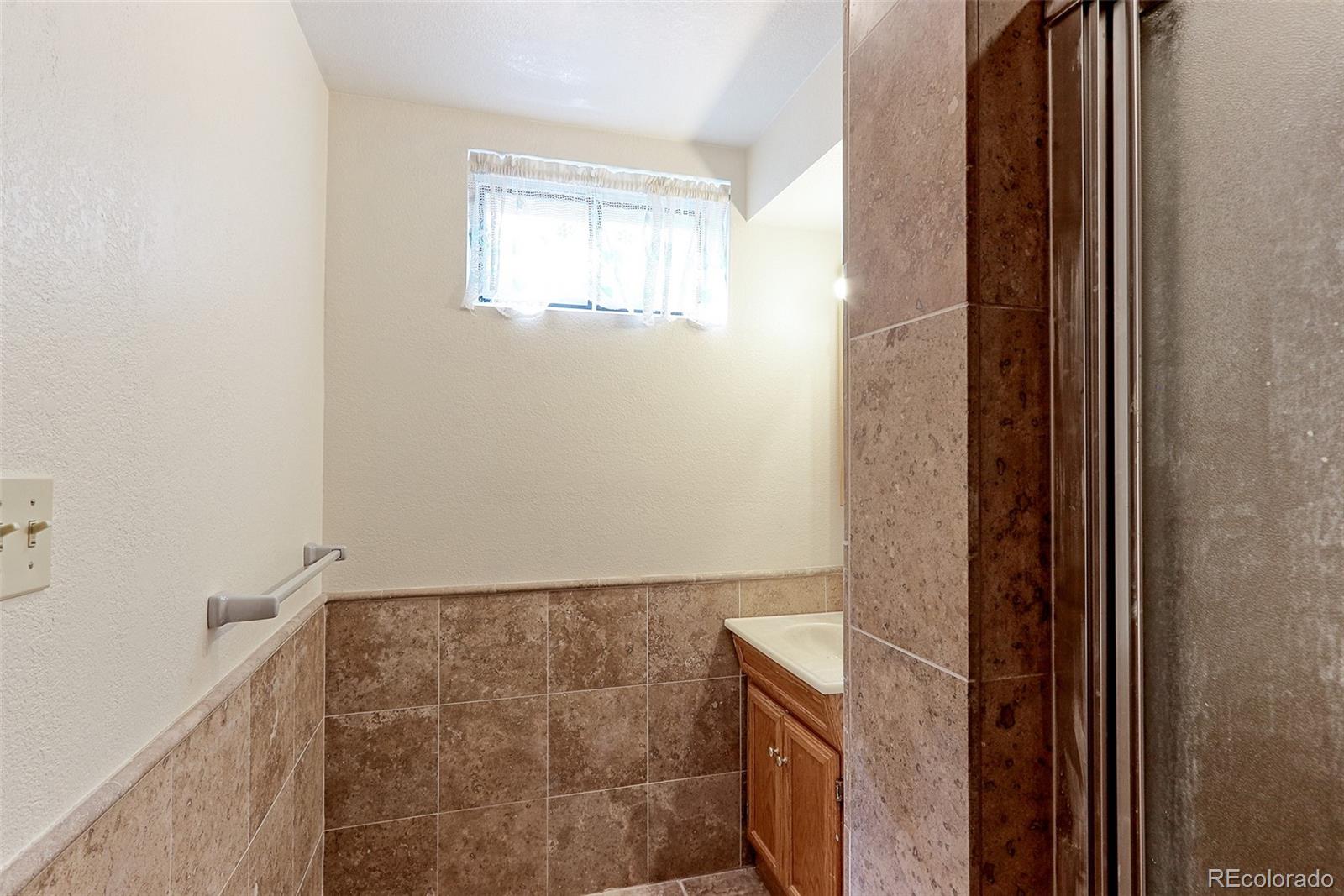 MLS Image #15 for 409 e 109th avenue,northglenn, Colorado