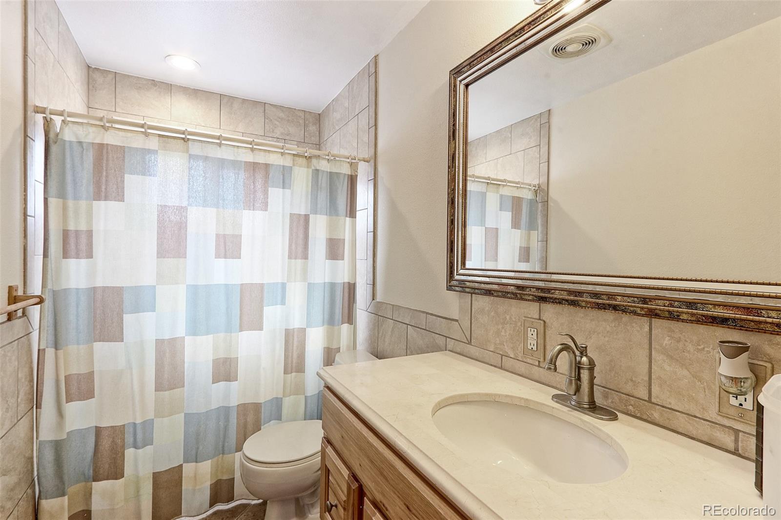 MLS Image #8 for 409 e 109th avenue,northglenn, Colorado
