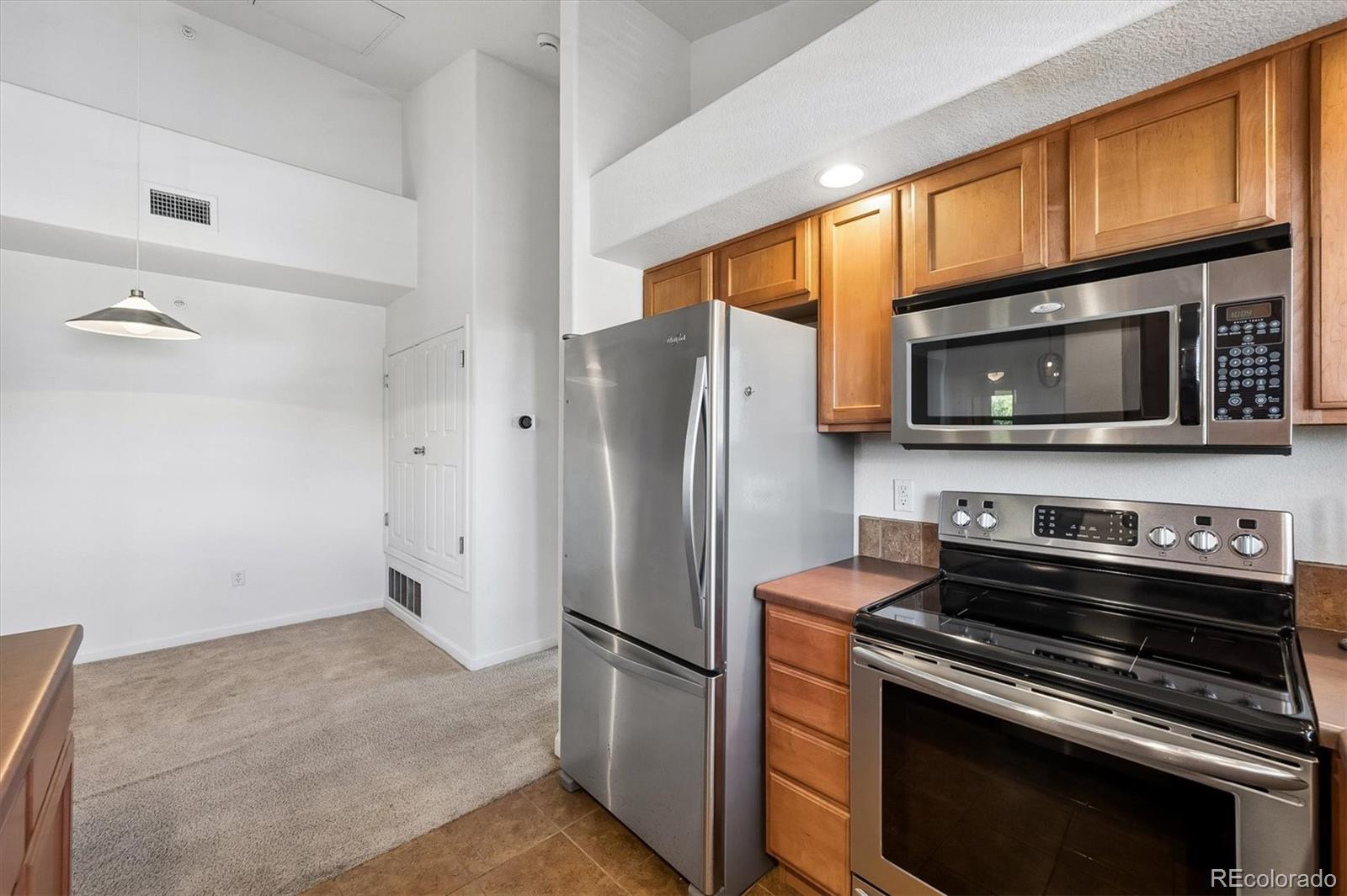 MLS Image #13 for 5800  tower road 2312,denver, Colorado