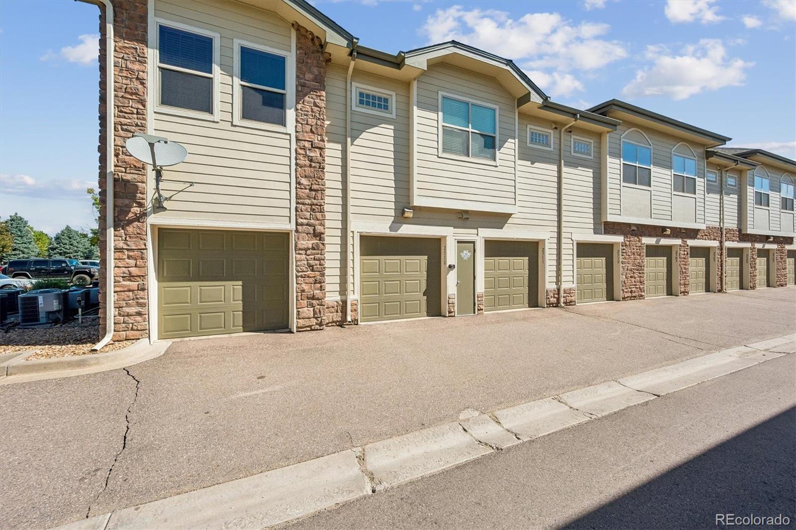 MLS Image #23 for 5800  tower road 2312,denver, Colorado