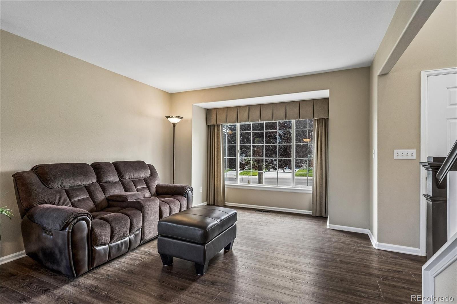 MLS Image #5 for 6063 s tempe way,aurora, Colorado