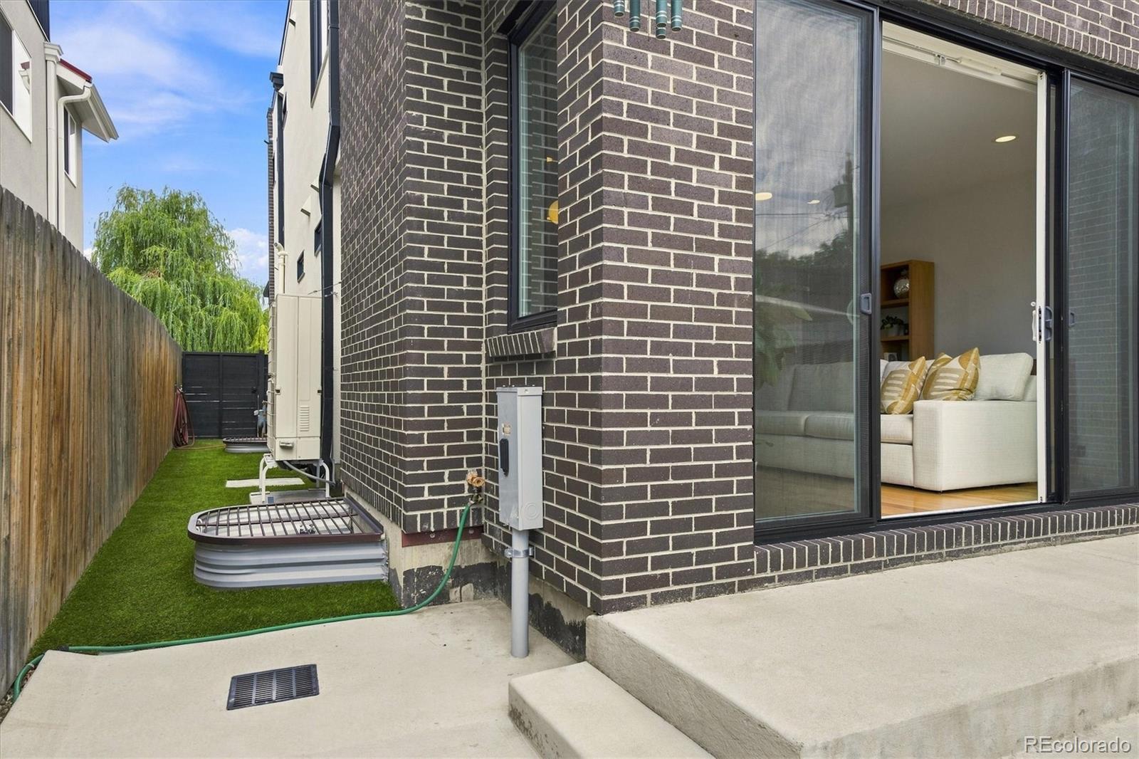 MLS Image #15 for 3958  wyandot street,denver, Colorado