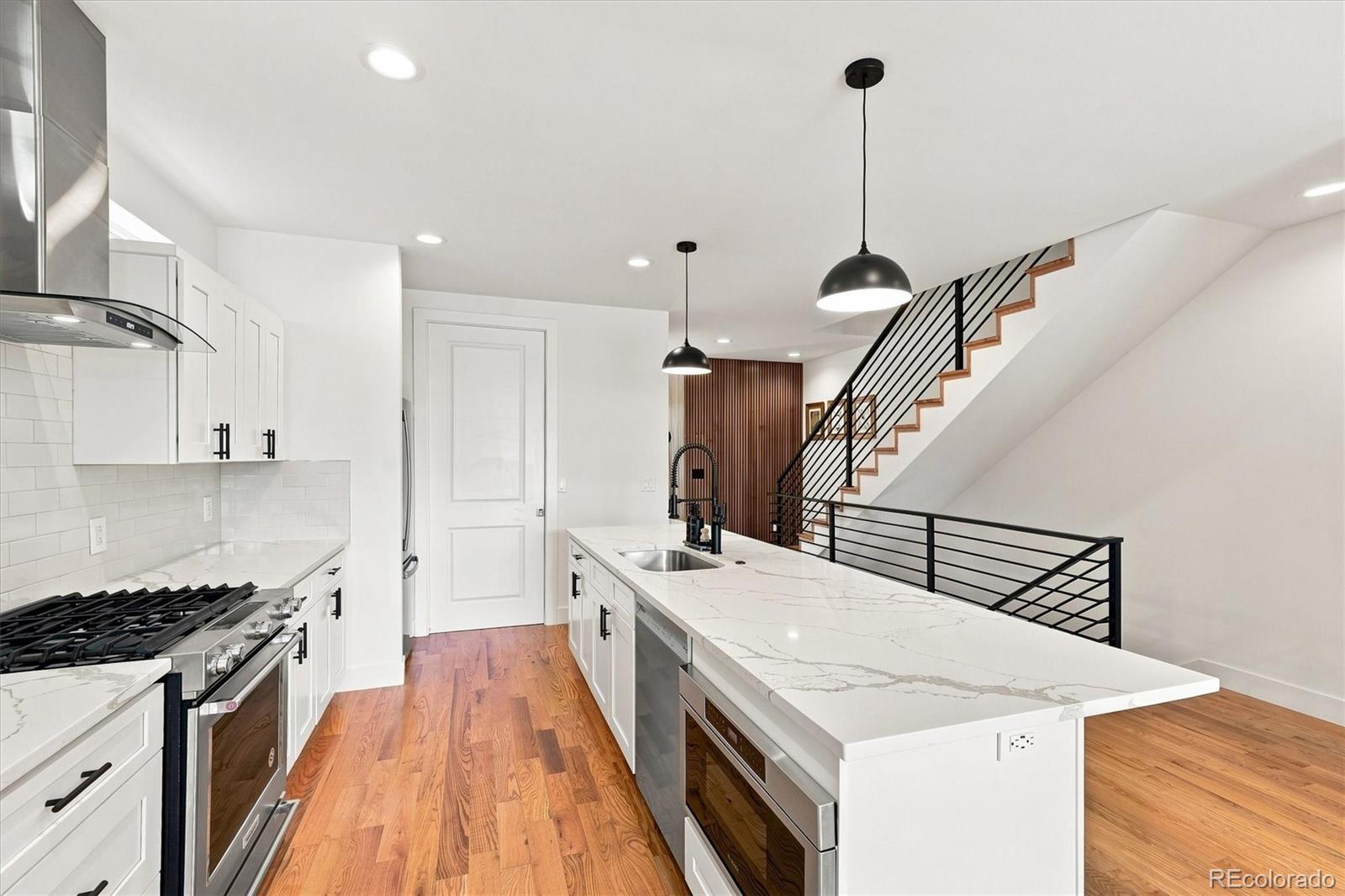 MLS Image #8 for 3958  wyandot street,denver, Colorado
