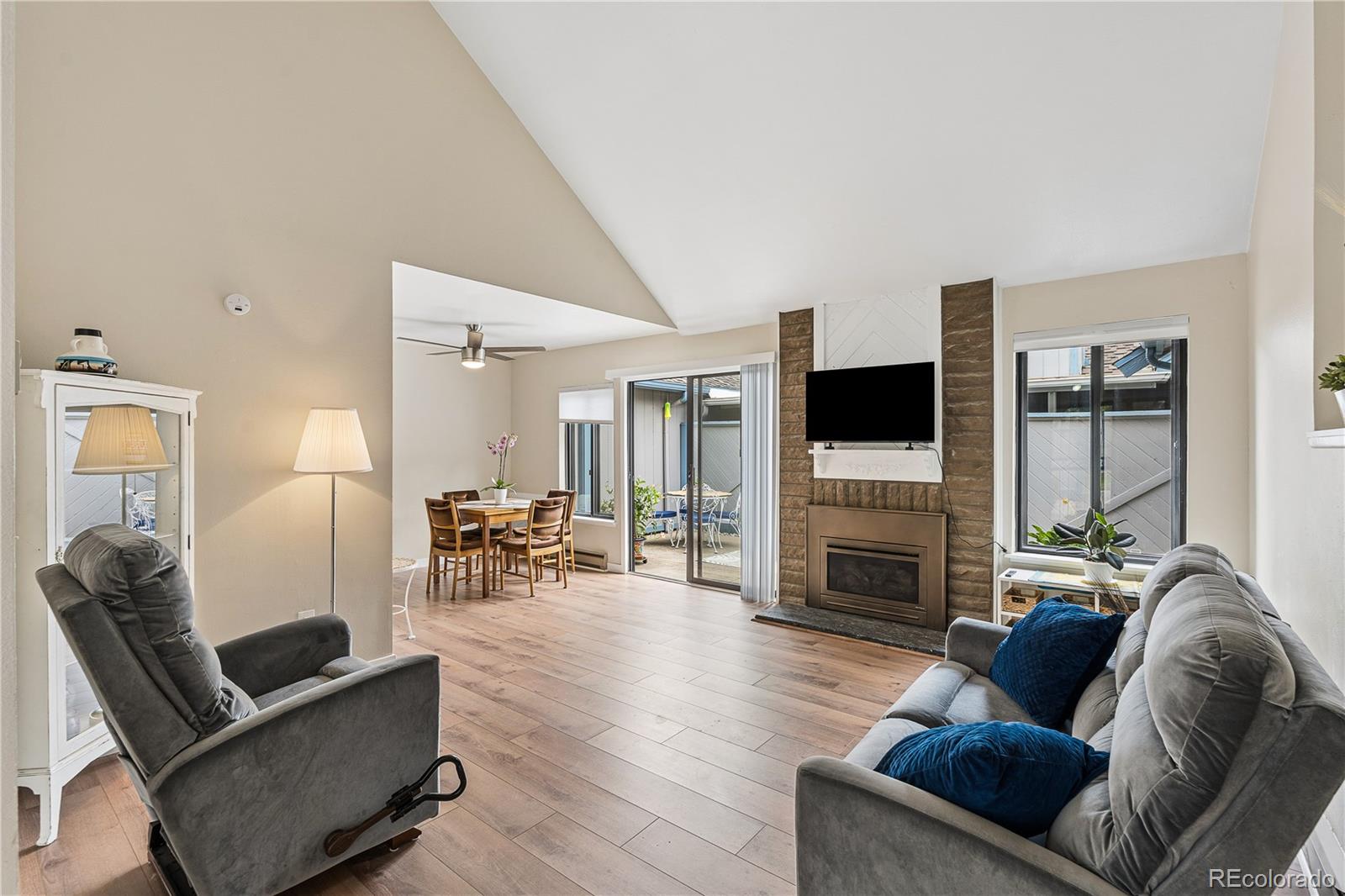 MLS Image #11 for 2448 s victor street,aurora, Colorado