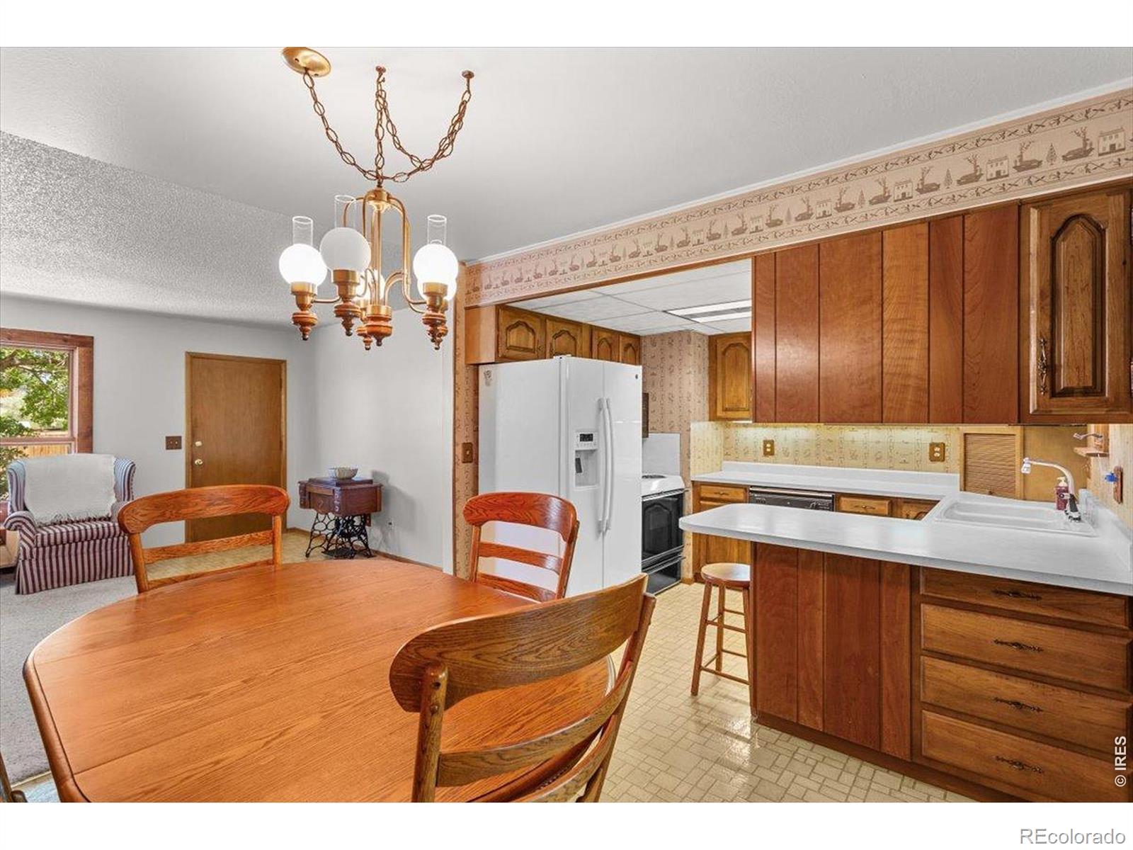 MLS Image #9 for 705 s van buren avenue,loveland, Colorado
