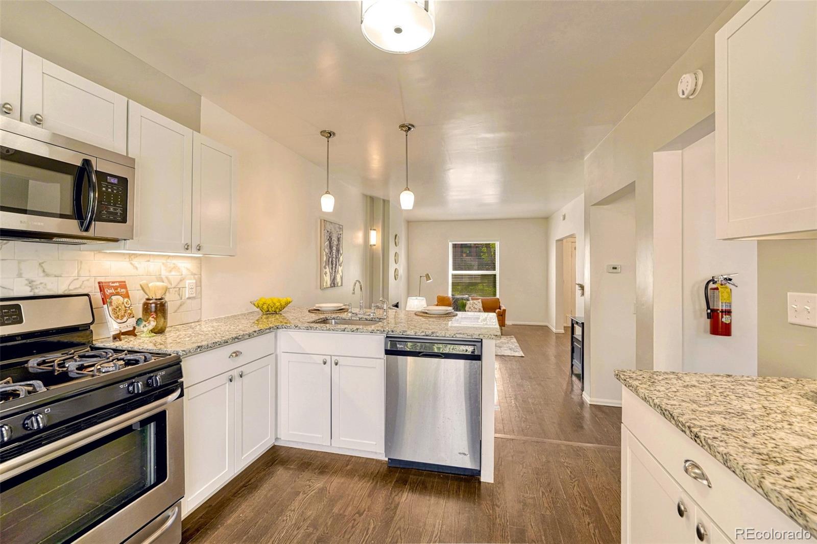 MLS Image #16 for 1333  vine street,denver, Colorado