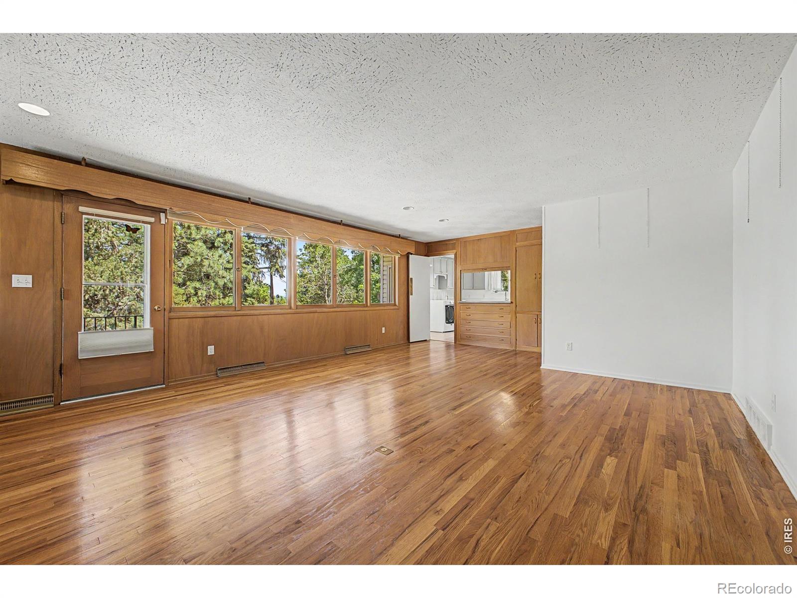 MLS Image #12 for 2555  queen street,lakewood, Colorado