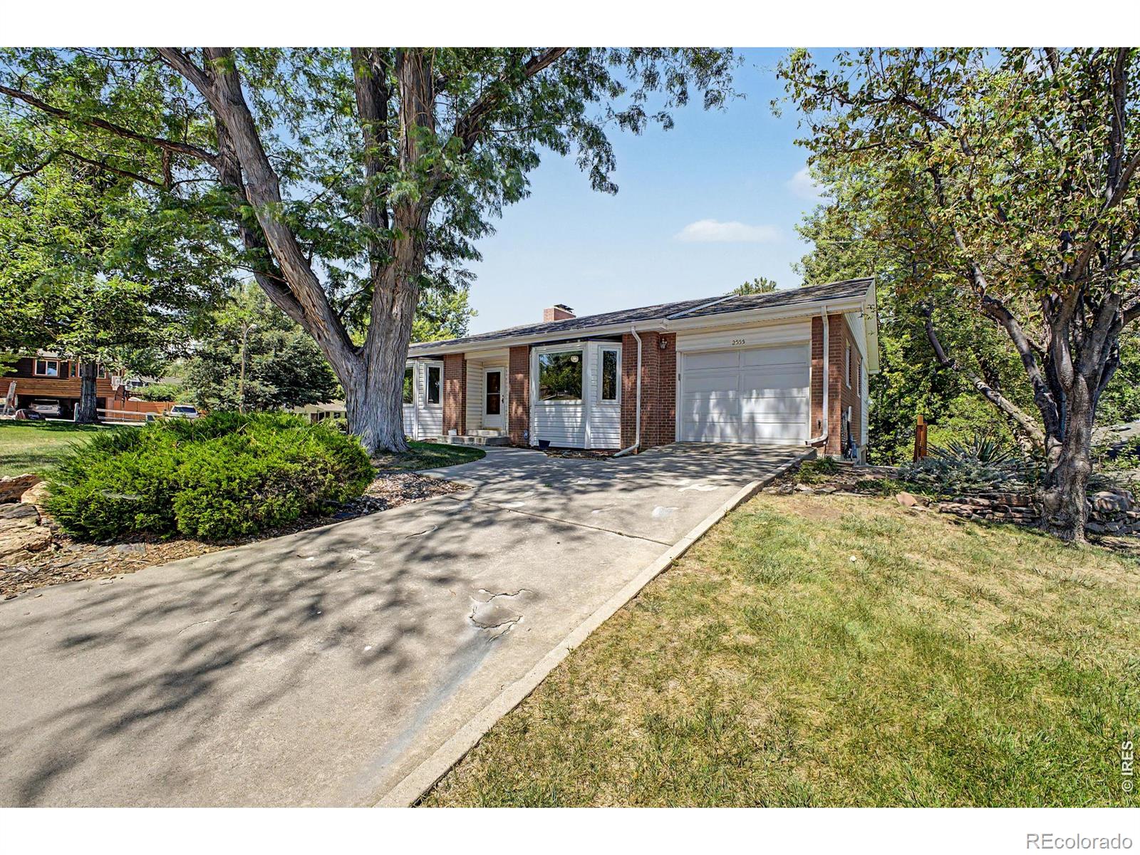 MLS Image #3 for 2555  queen street,lakewood, Colorado