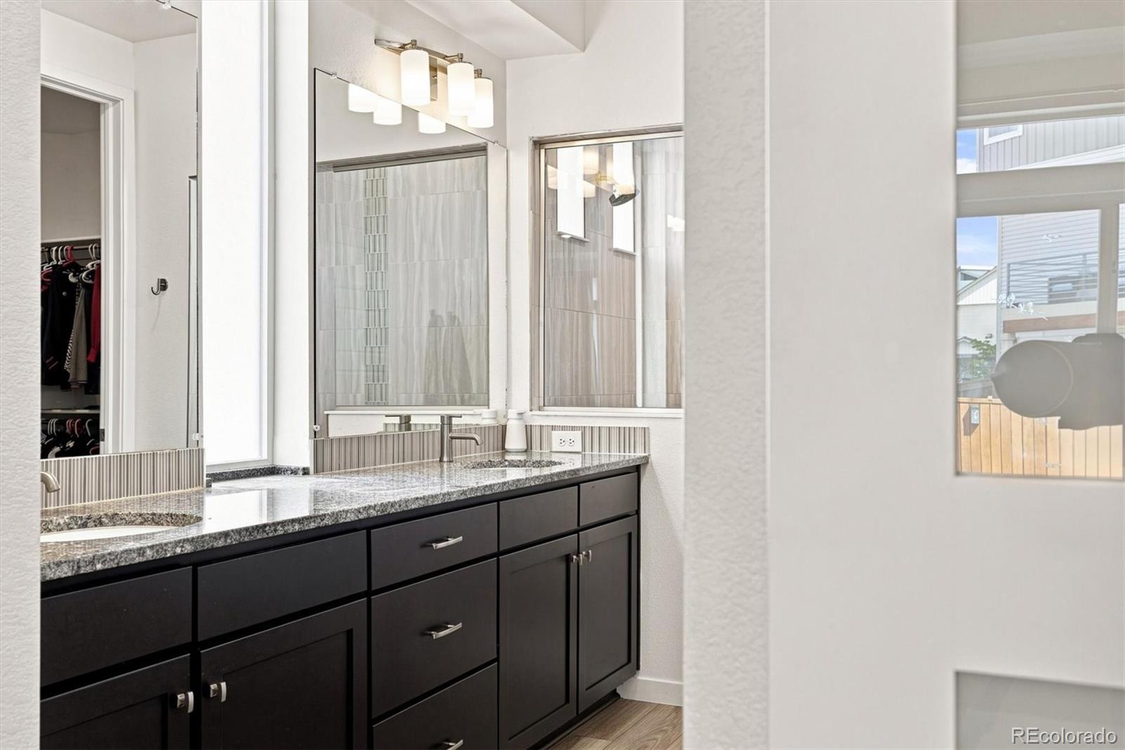 MLS Image #19 for 16337 e 111th place,commerce city, Colorado