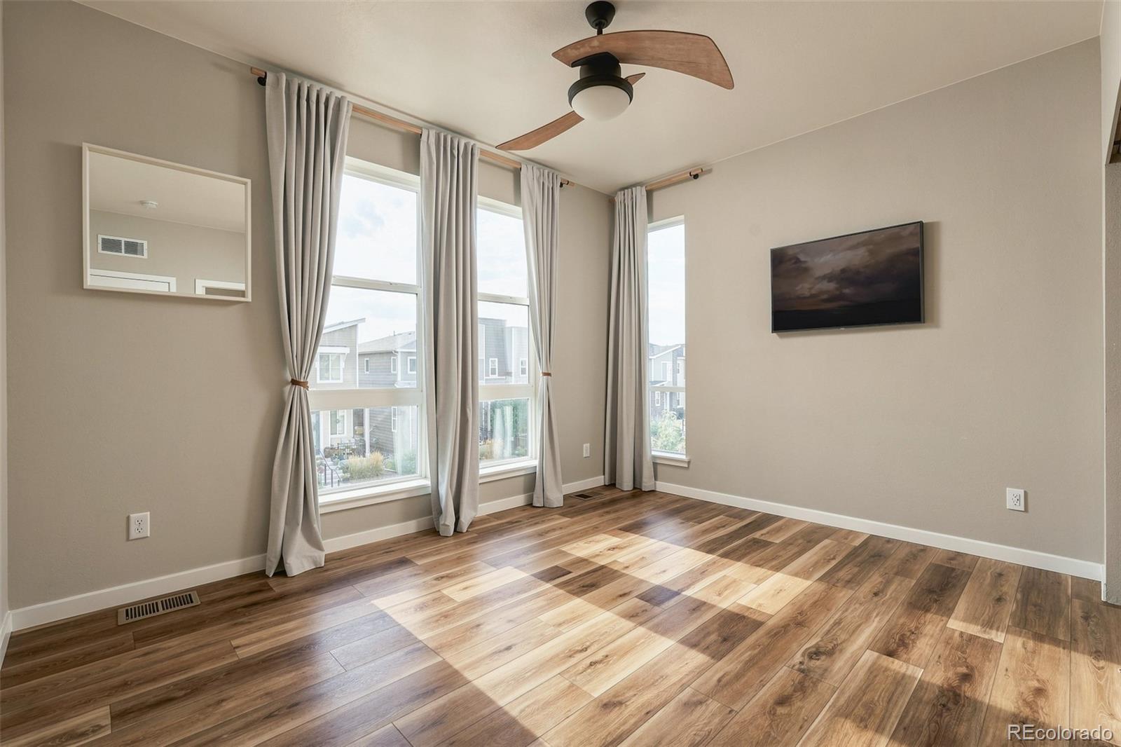 MLS Image #32 for 12240  karls lane,thornton, Colorado