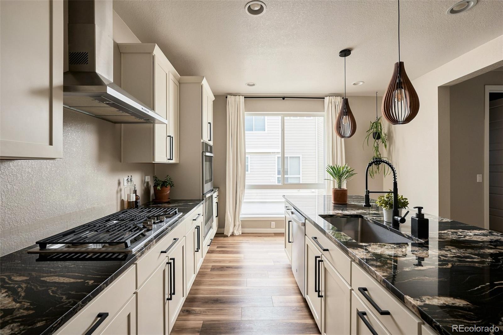MLS Image #7 for 12240  karls lane,thornton, Colorado