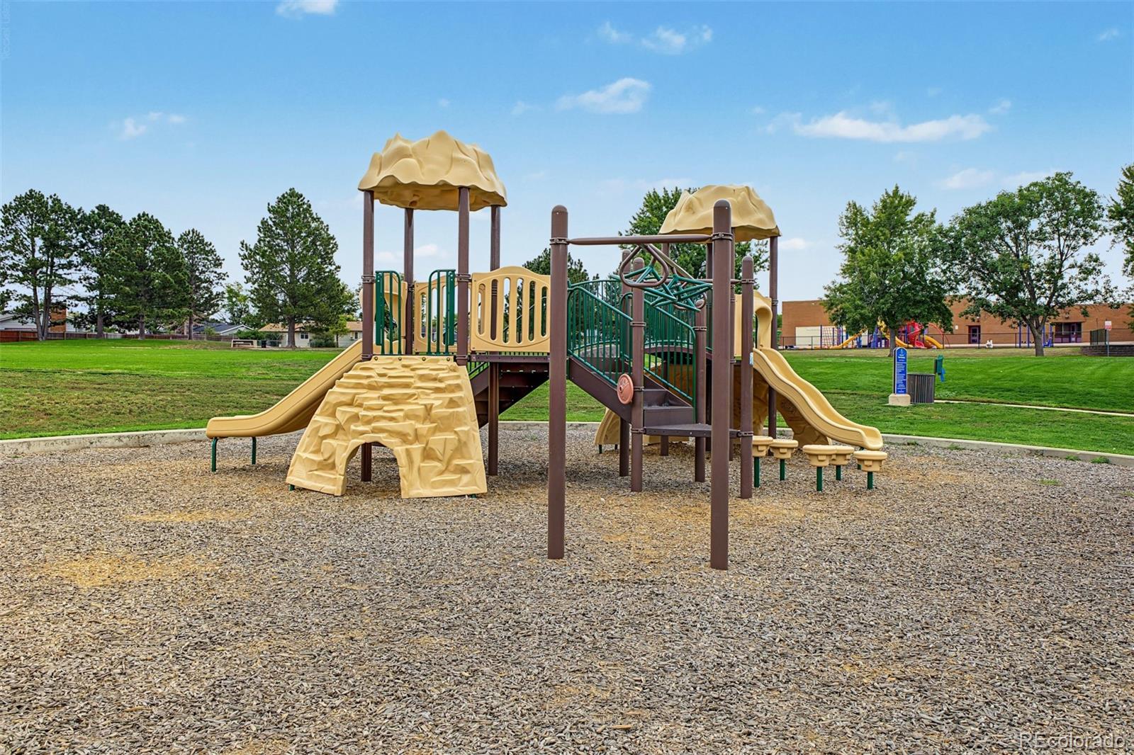 MLS Image #28 for 1167 s richfield court,aurora, Colorado