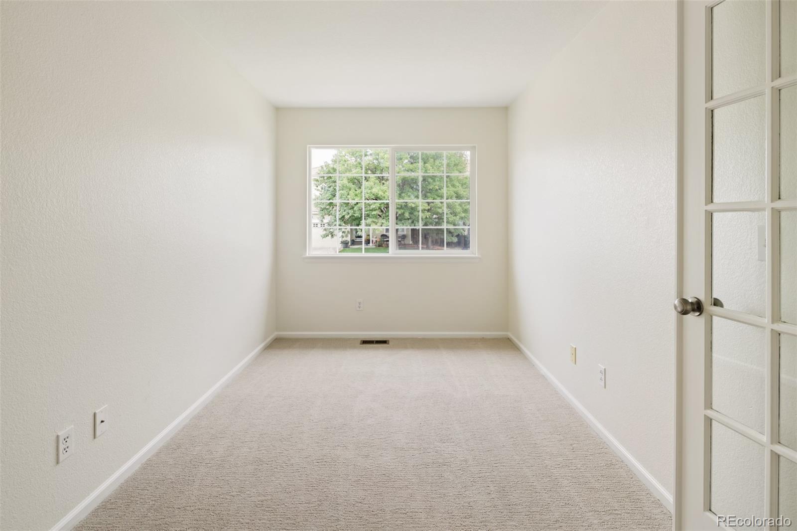 MLS Image #11 for 19926 e 40th place,denver, Colorado