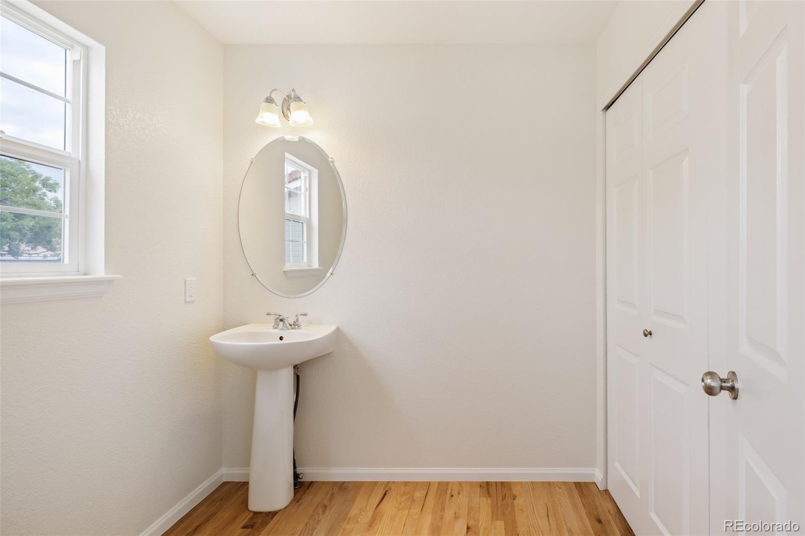 MLS Image #13 for 19926 e 40th place,denver, Colorado
