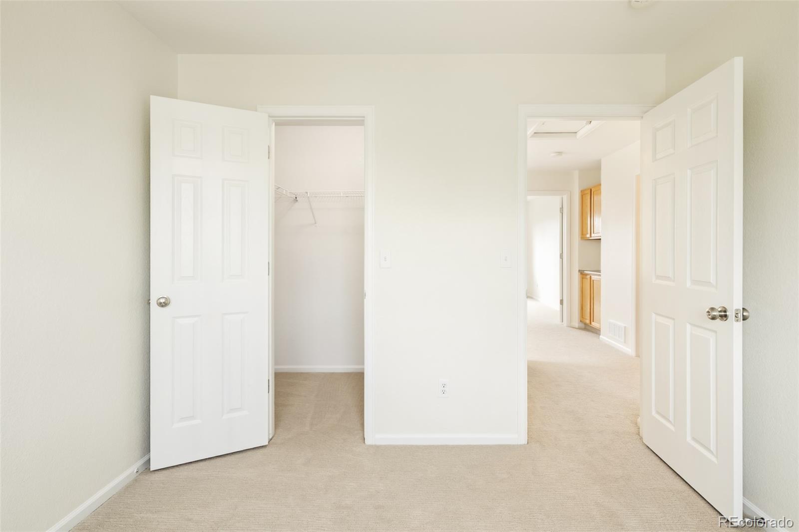 MLS Image #24 for 19926 e 40th place,denver, Colorado