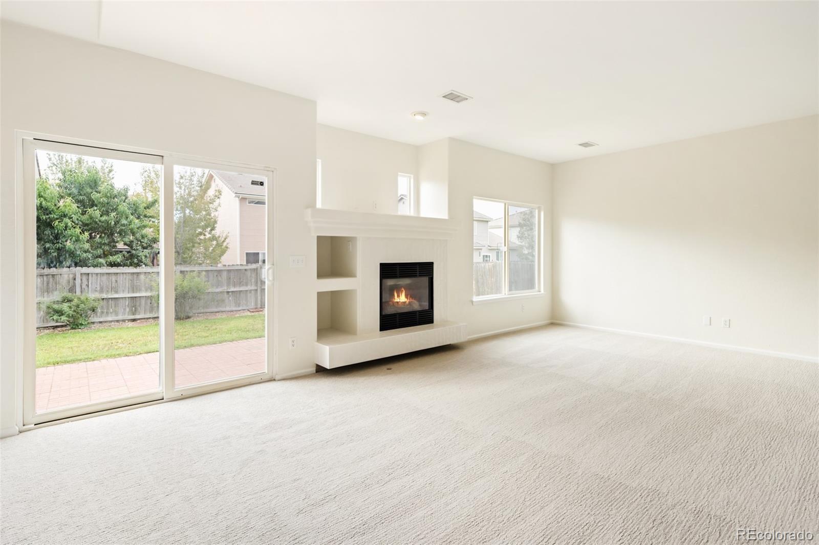 MLS Image #3 for 19926 e 40th place,denver, Colorado
