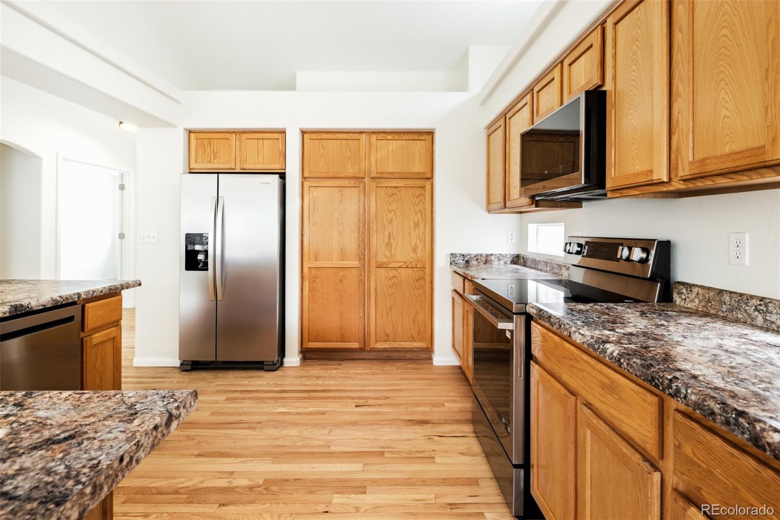 MLS Image #8 for 19926 e 40th place,denver, Colorado