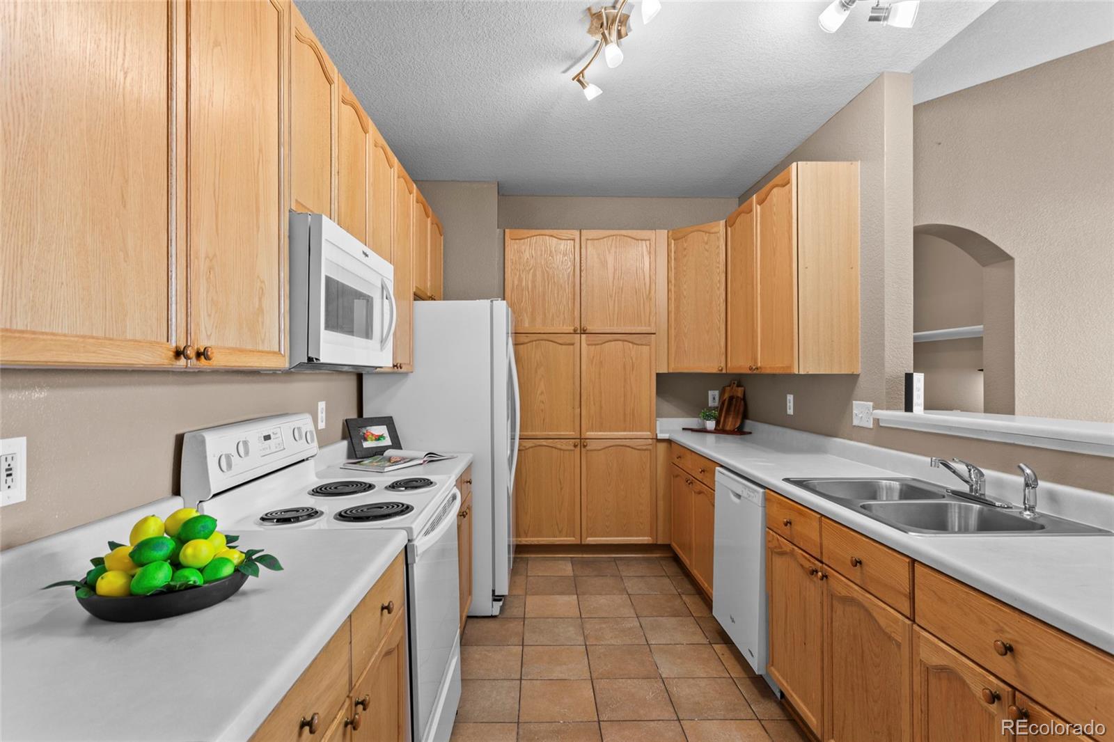 MLS Image #13 for 14241 e 1st drive,aurora, Colorado