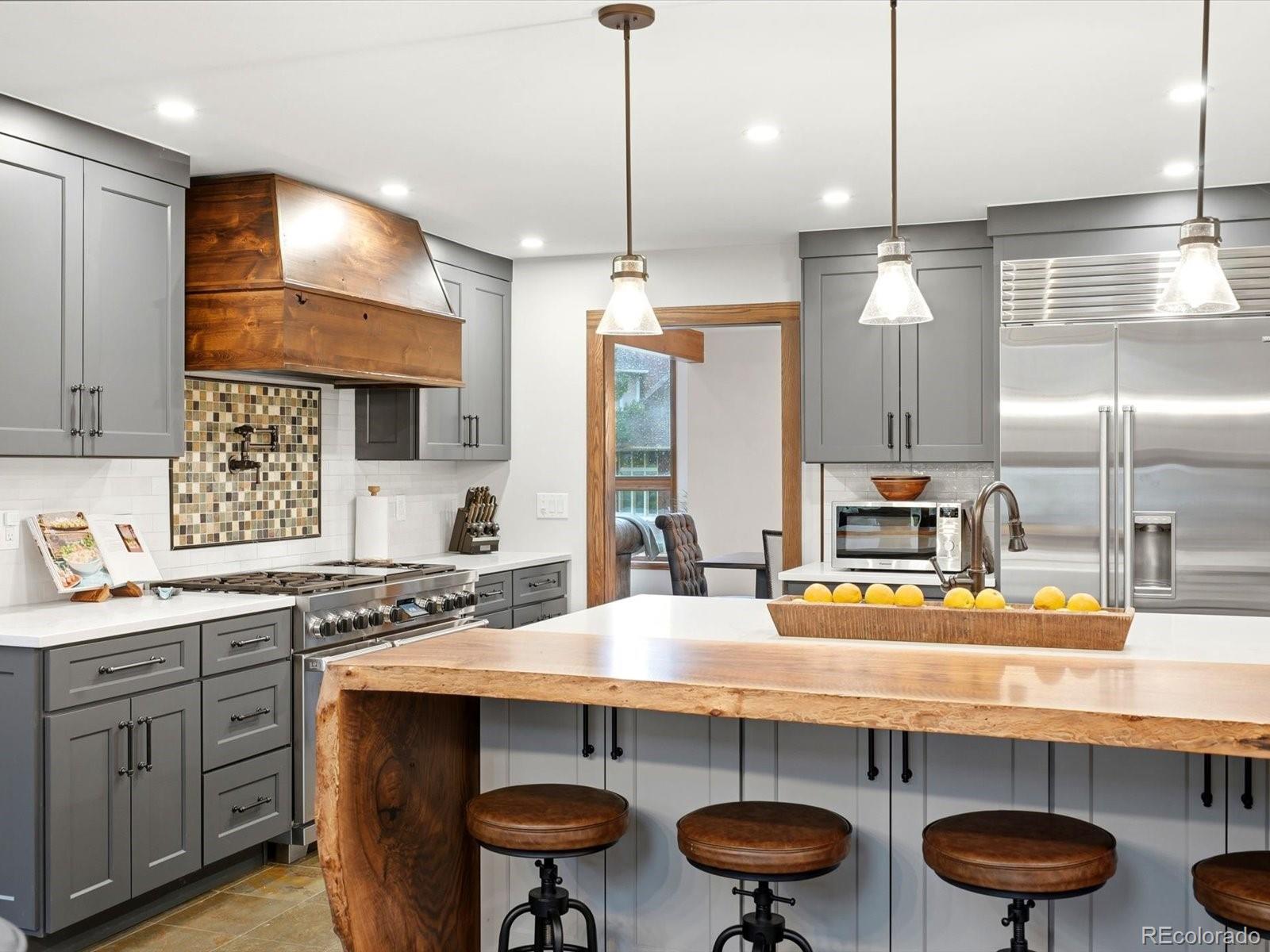 MLS Image #5 for 3697 e euclid avenue,littleton, Colorado