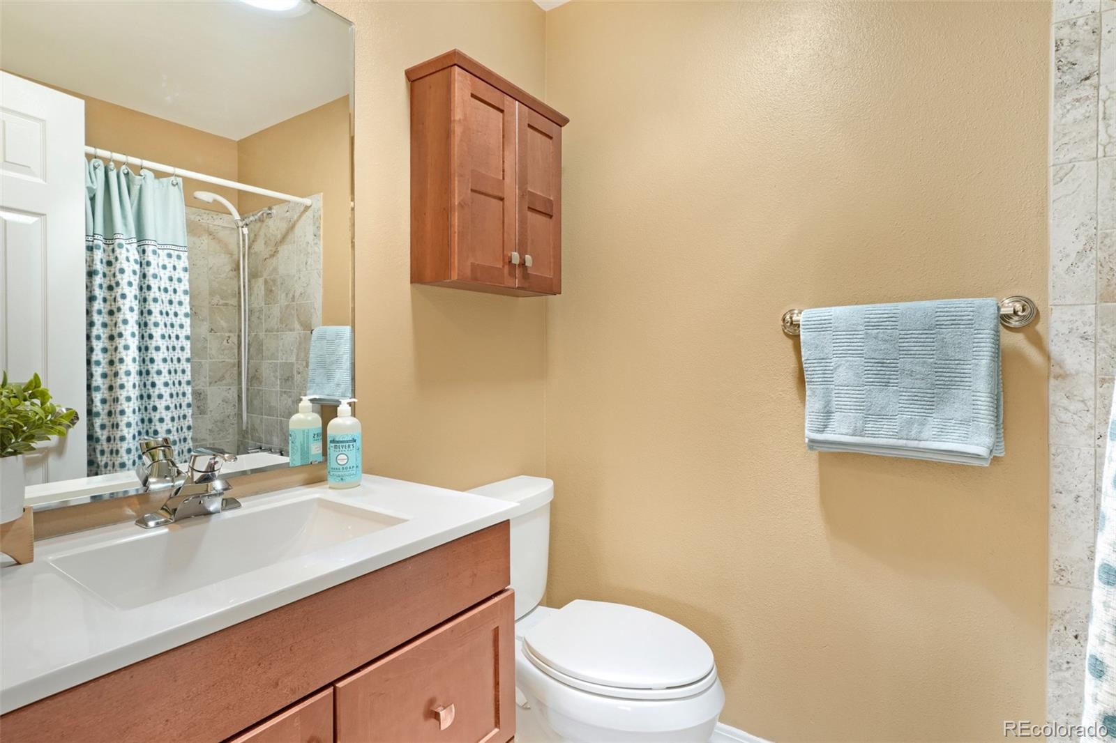 MLS Image #12 for 1268 s independence street,denver, Colorado