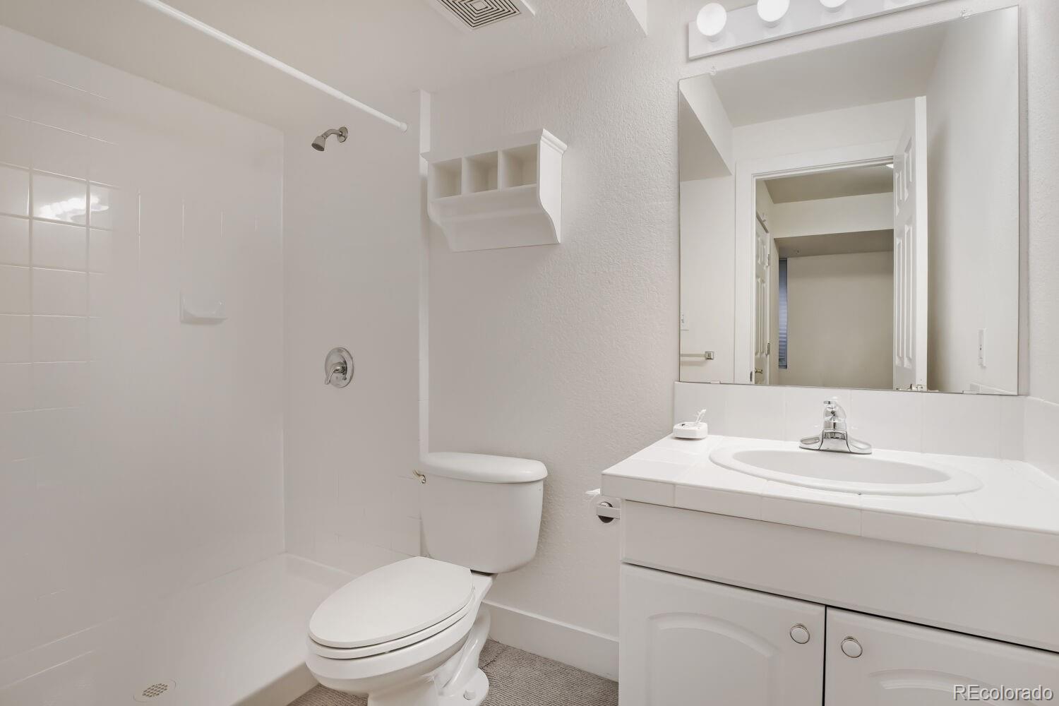 MLS Image #14 for 2660 s university boulevard,denver, Colorado