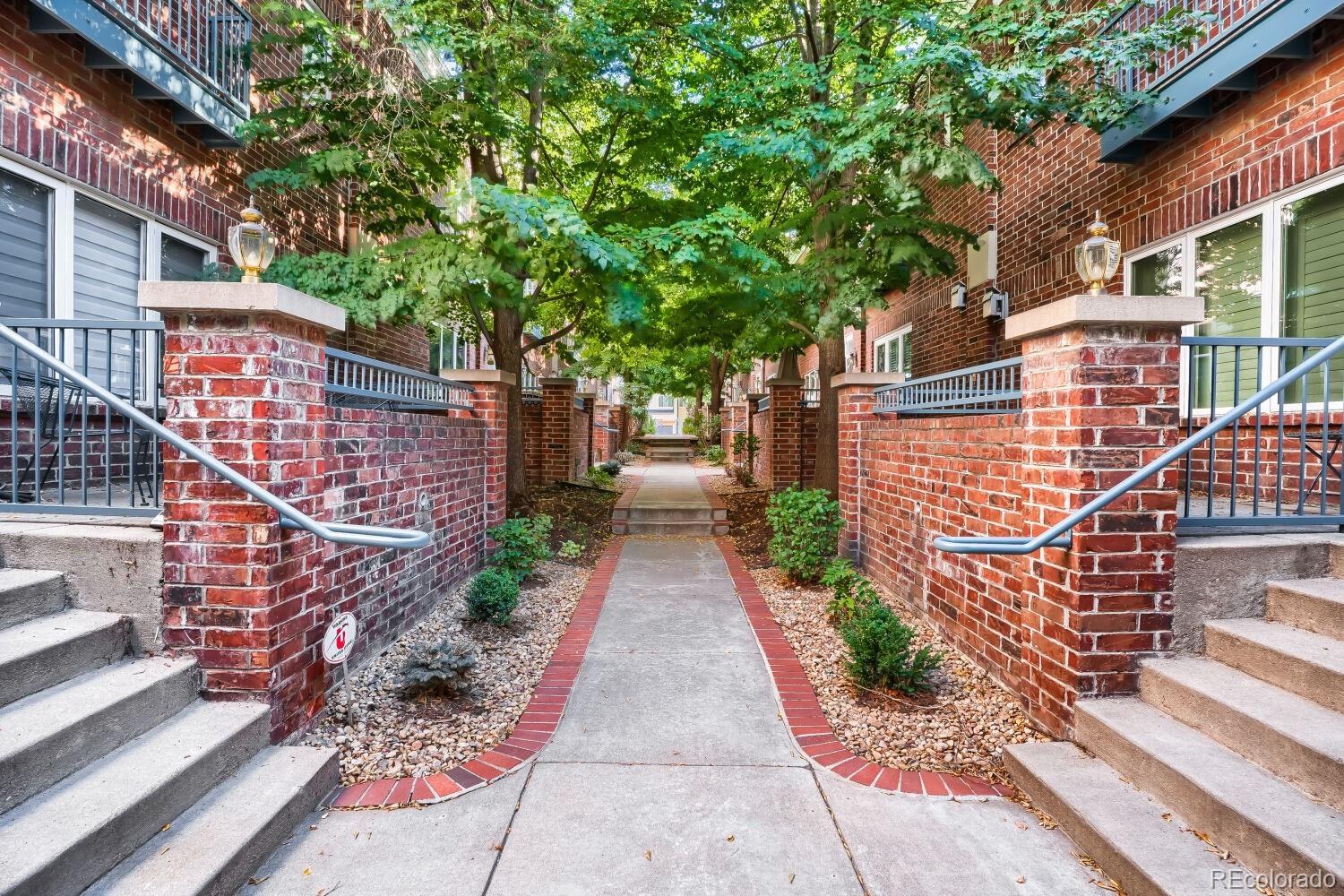 MLS Image #3 for 2660 s university boulevard,denver, Colorado