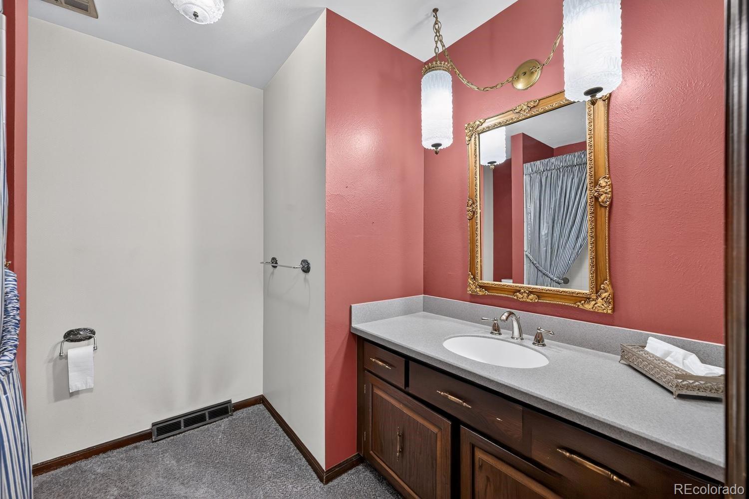 MLS Image #12 for 7135 s costilla street,littleton, Colorado