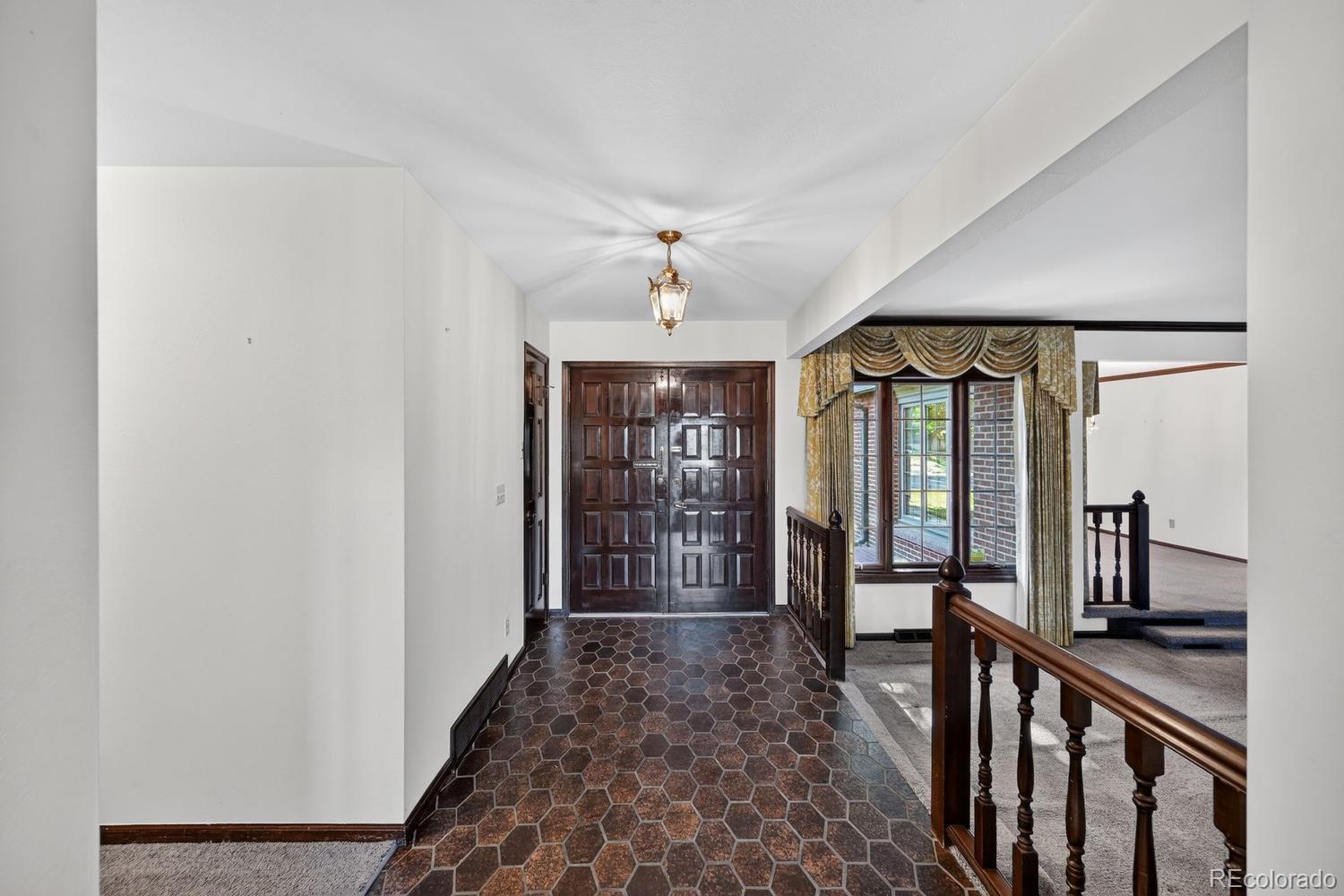 MLS Image #3 for 7135 s costilla street,littleton, Colorado