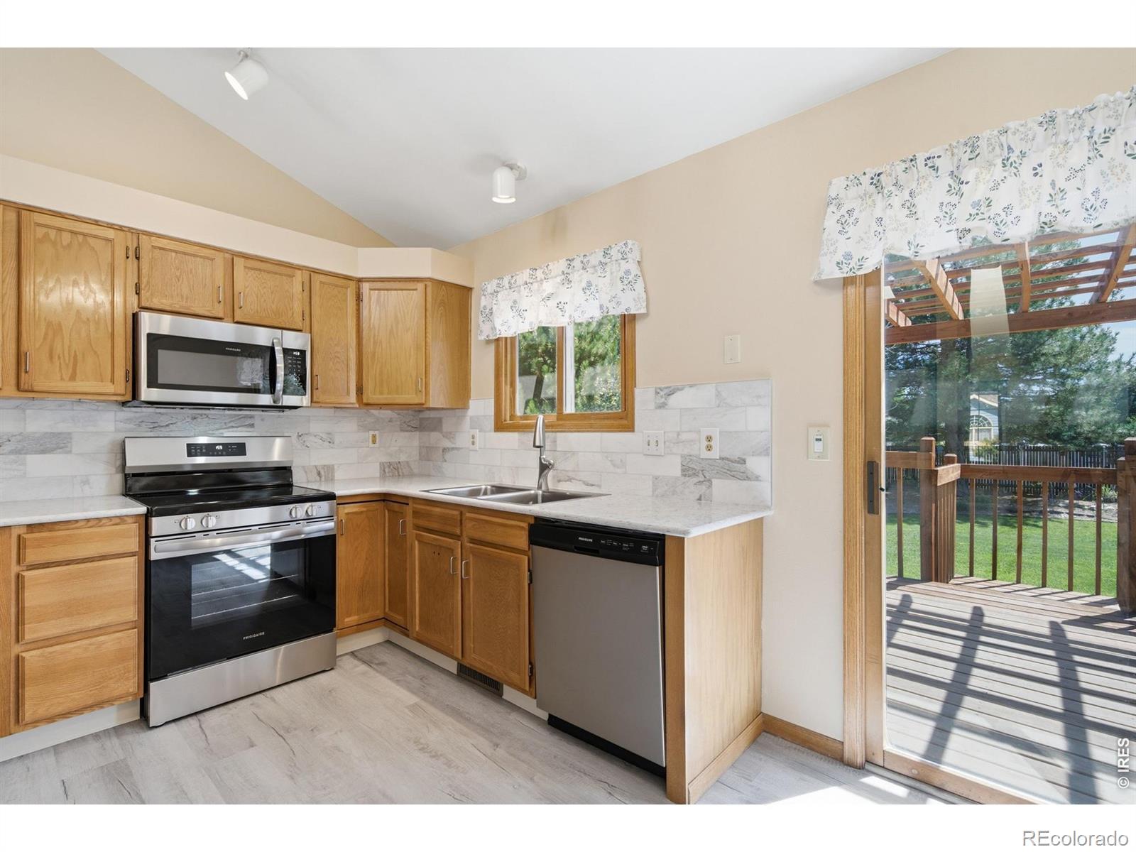 MLS Image #6 for 2331  hampshire court,fort collins, Colorado