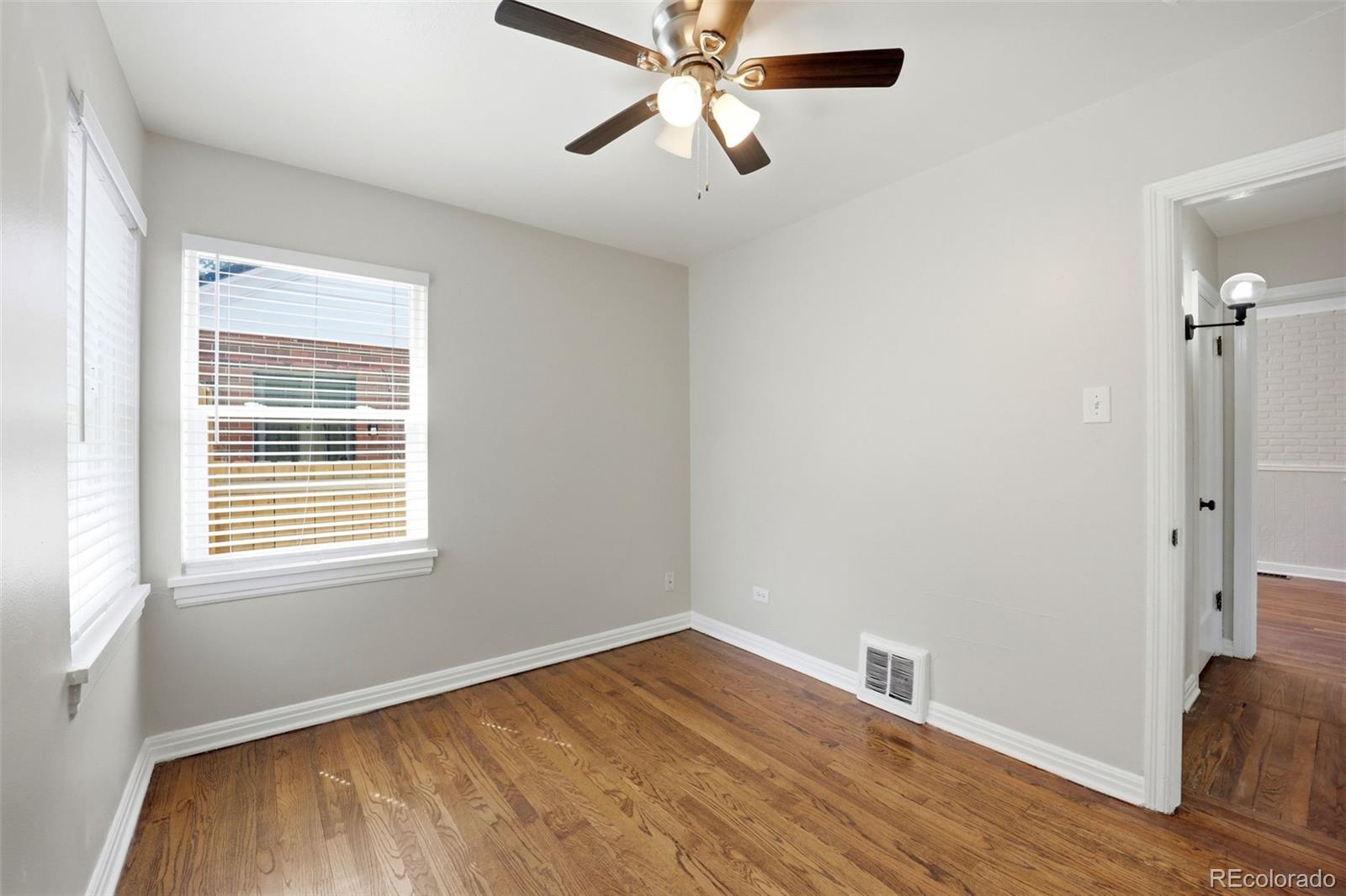 MLS Image #21 for 1444  willow street,denver, Colorado
