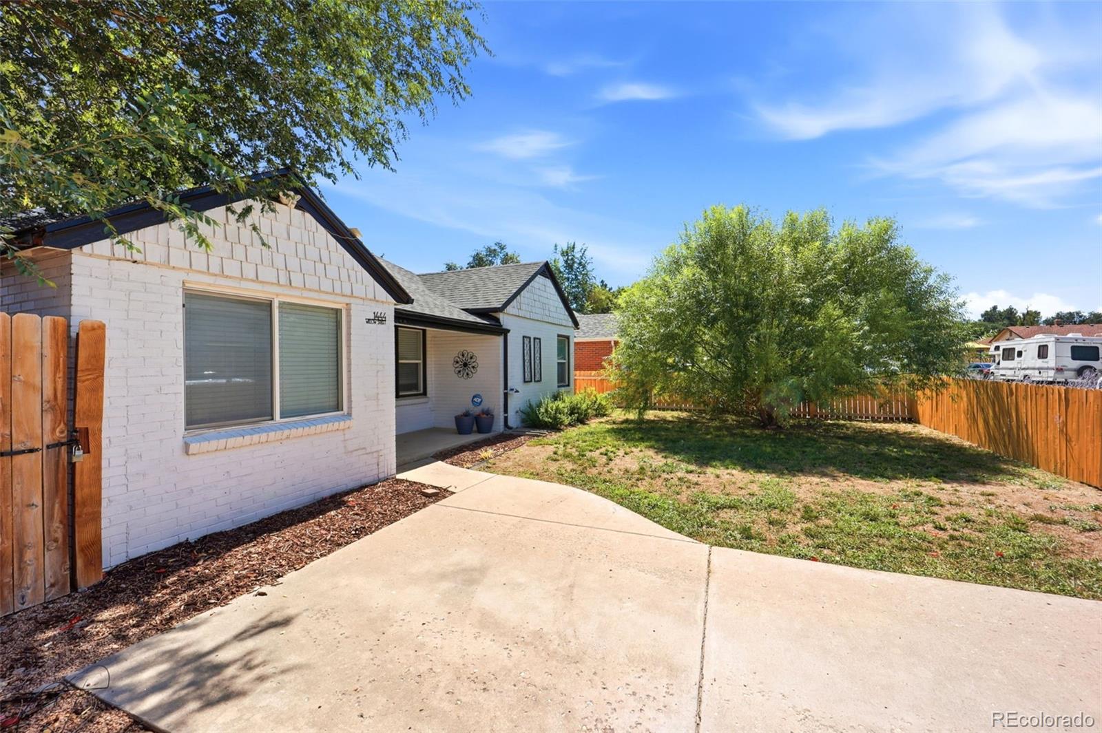 MLS Image #6 for 1444  willow street,denver, Colorado