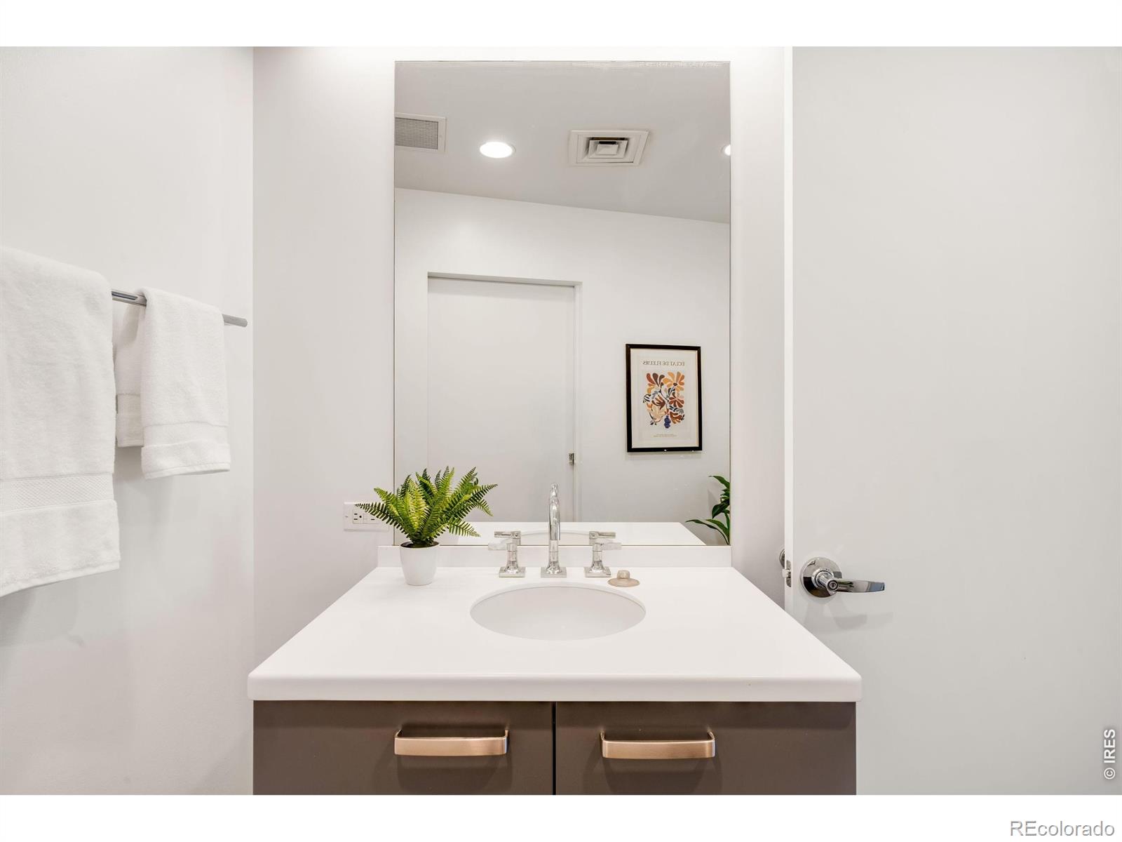 MLS Image #19 for 1200  acoma street 505,denver, Colorado
