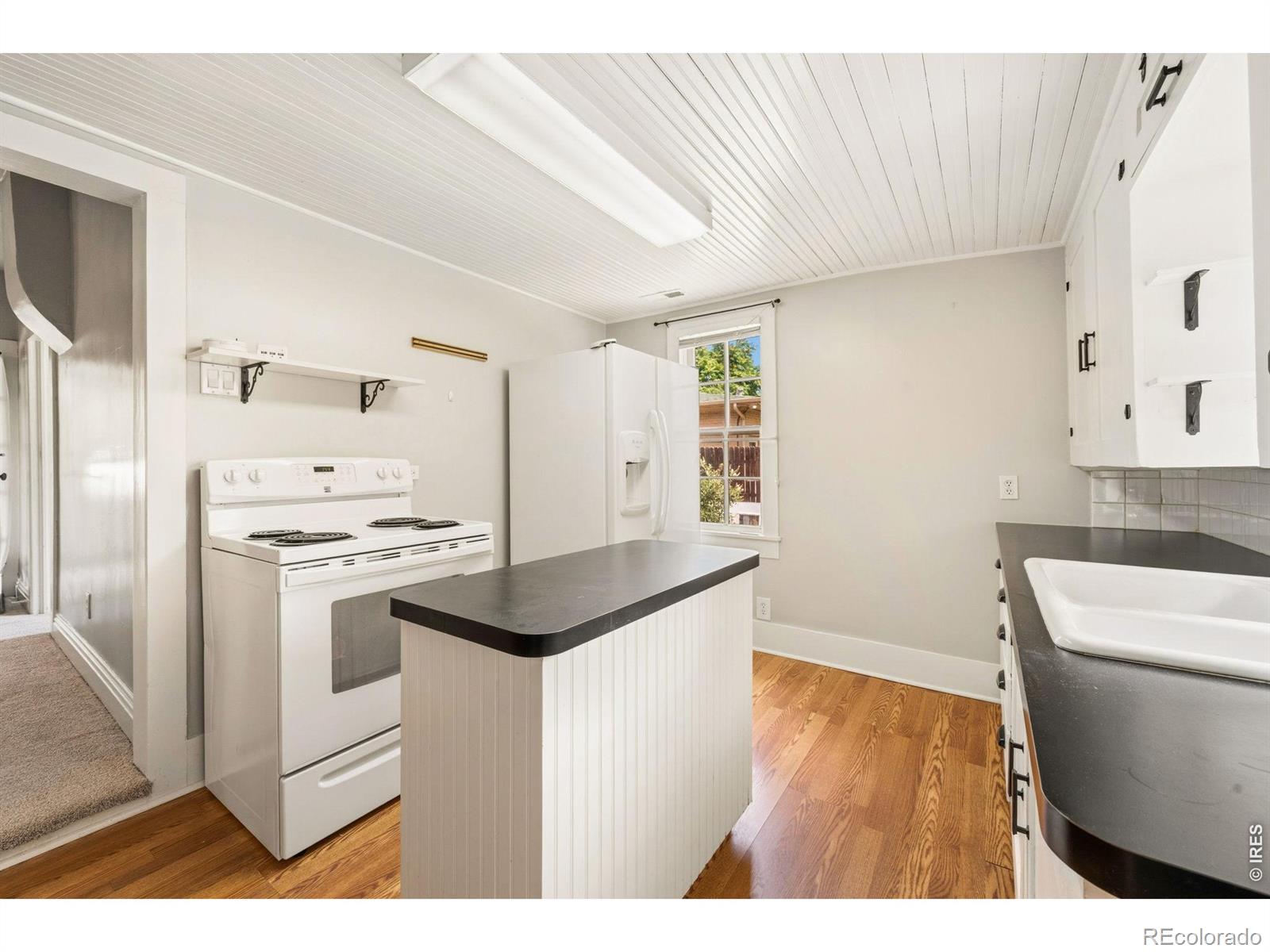 MLS Image #15 for 1050 w 8th street,loveland, Colorado