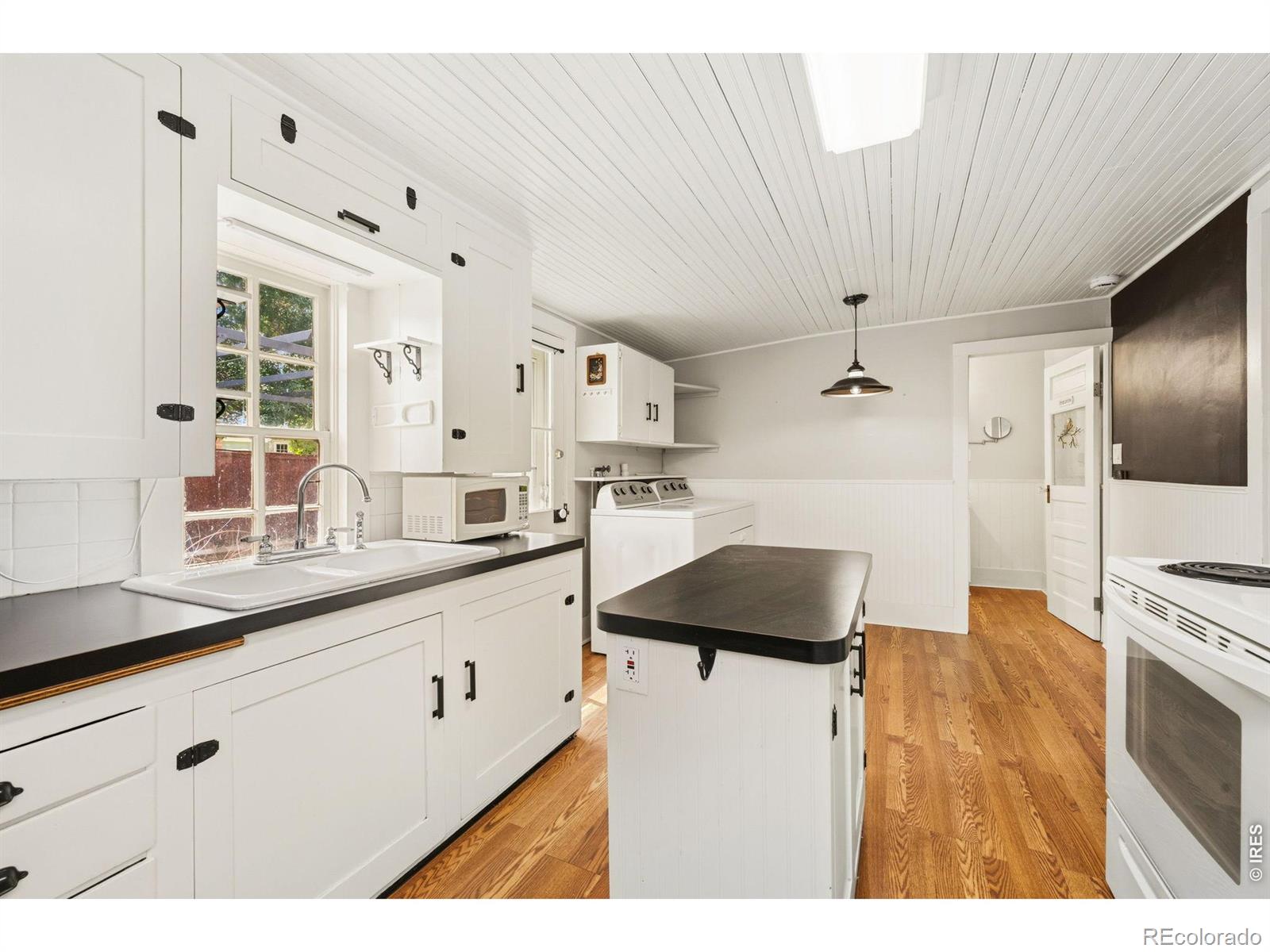 MLS Image #17 for 1050 w 8th street,loveland, Colorado