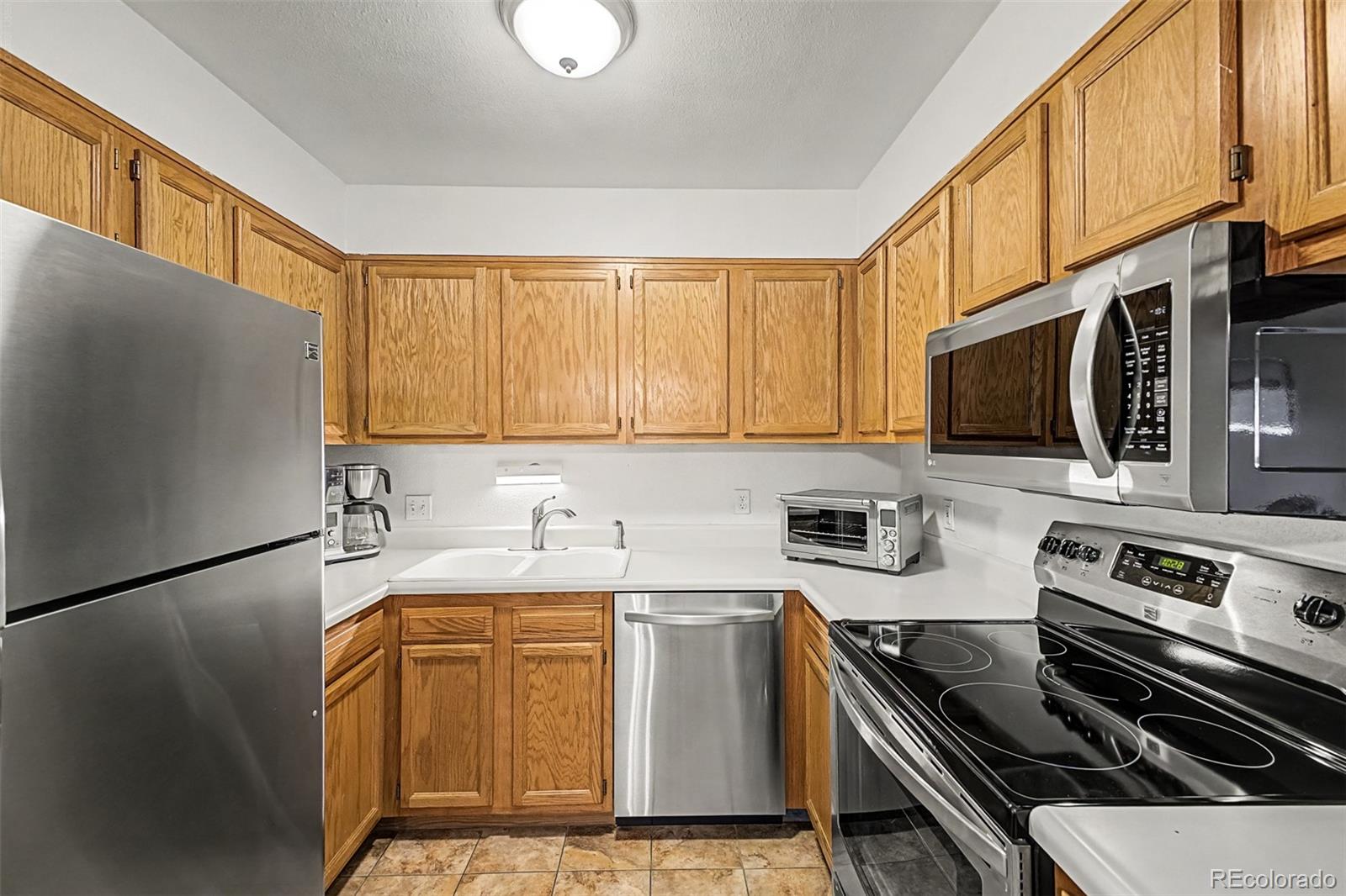 MLS Image #14 for 3336 s ammons street,lakewood, Colorado