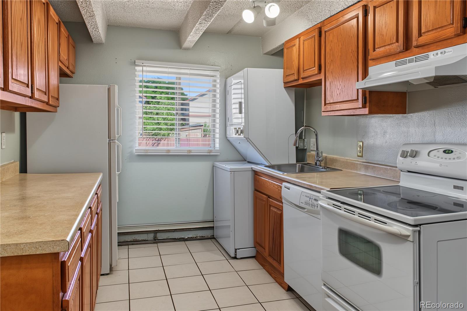 MLS Image #4 for 1180  yosemite street ,denver, Colorado