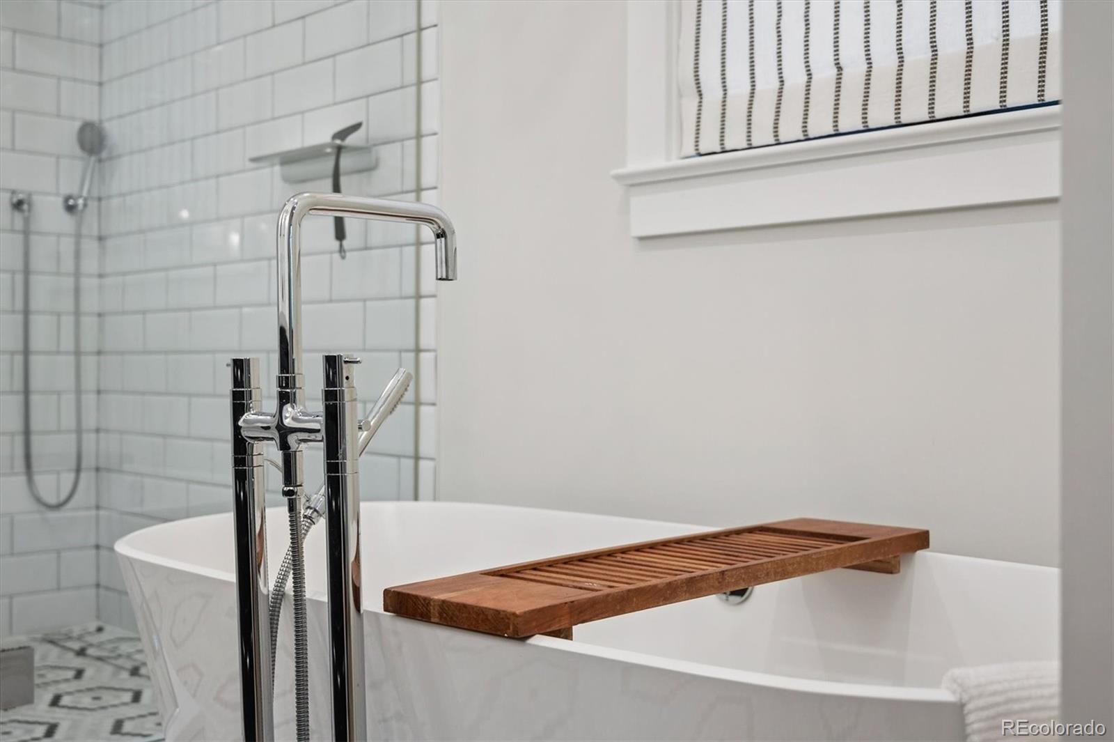 MLS Image #16 for 550 s york street,denver, Colorado